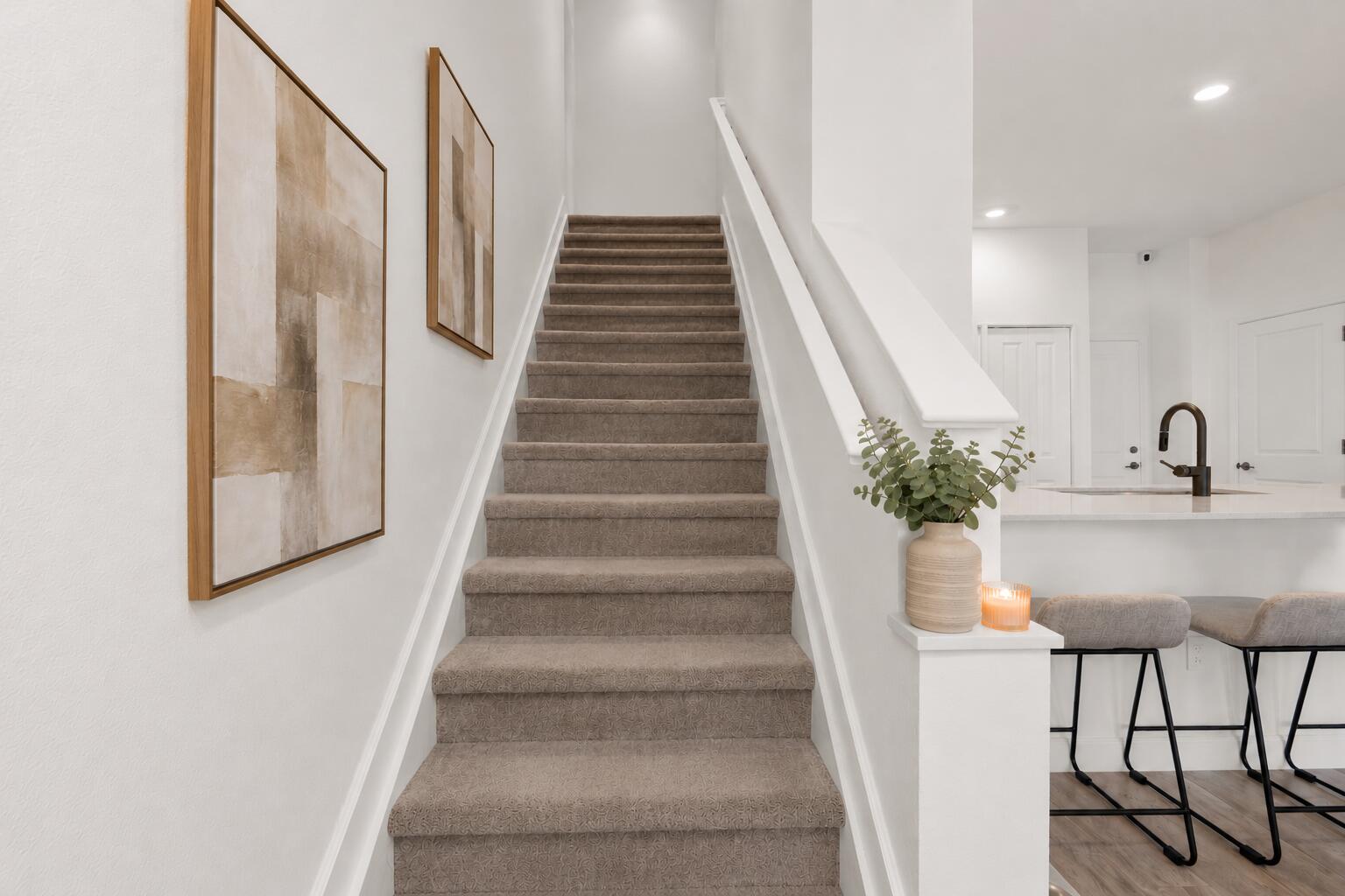 4246 Lagoon Shore Drive