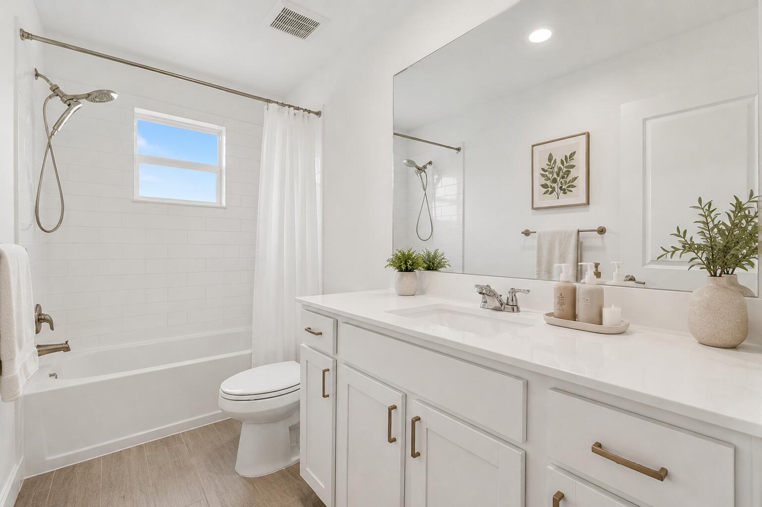 4246 Lagoon Shore Drive