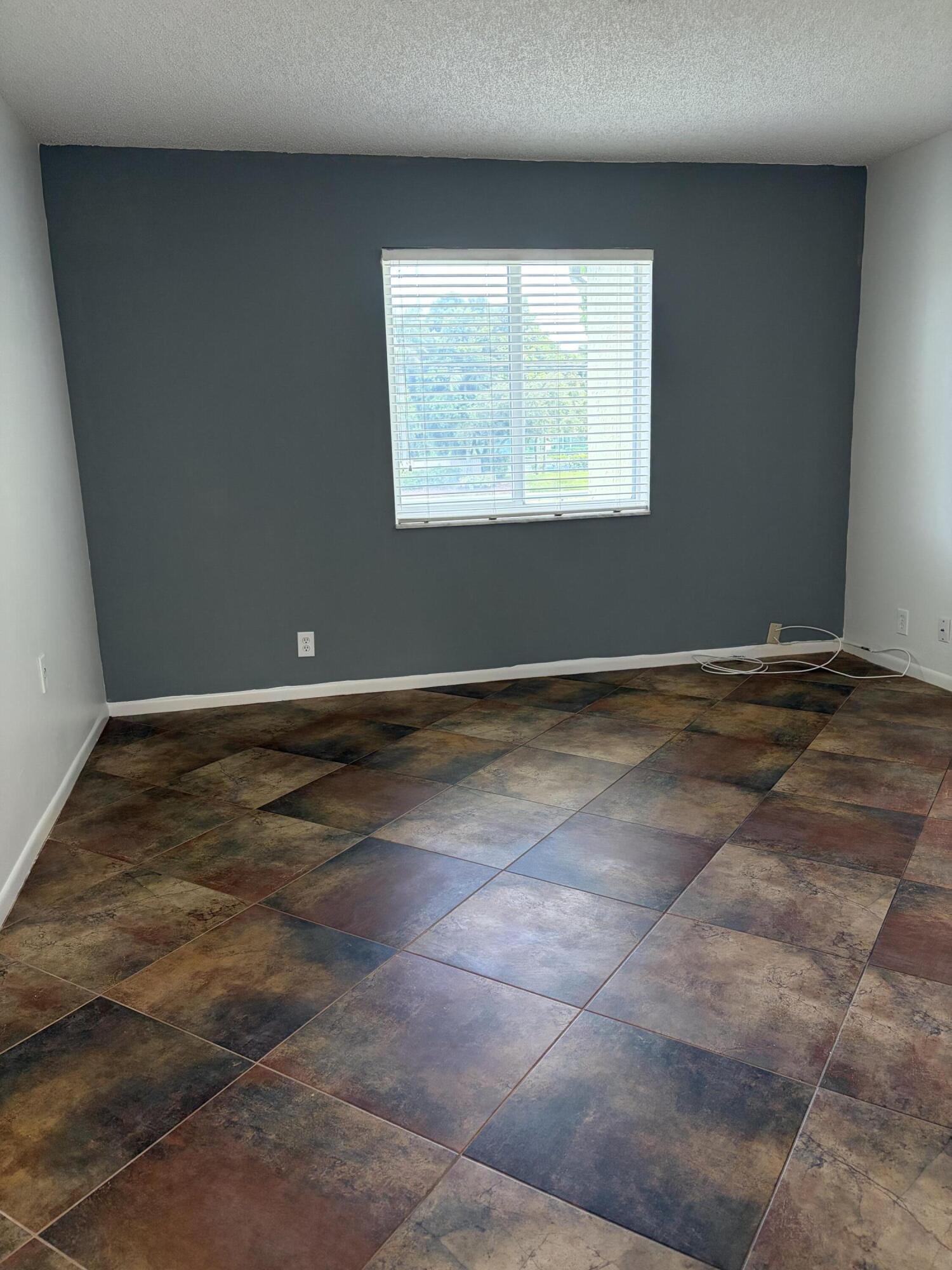 2520 Black Olive Boulevard 203