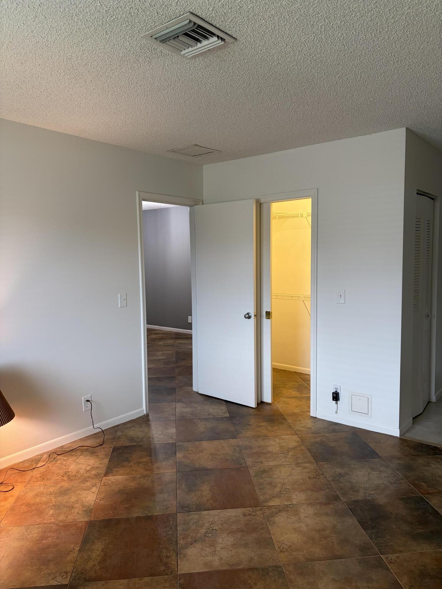 2520 Black Olive Boulevard 203