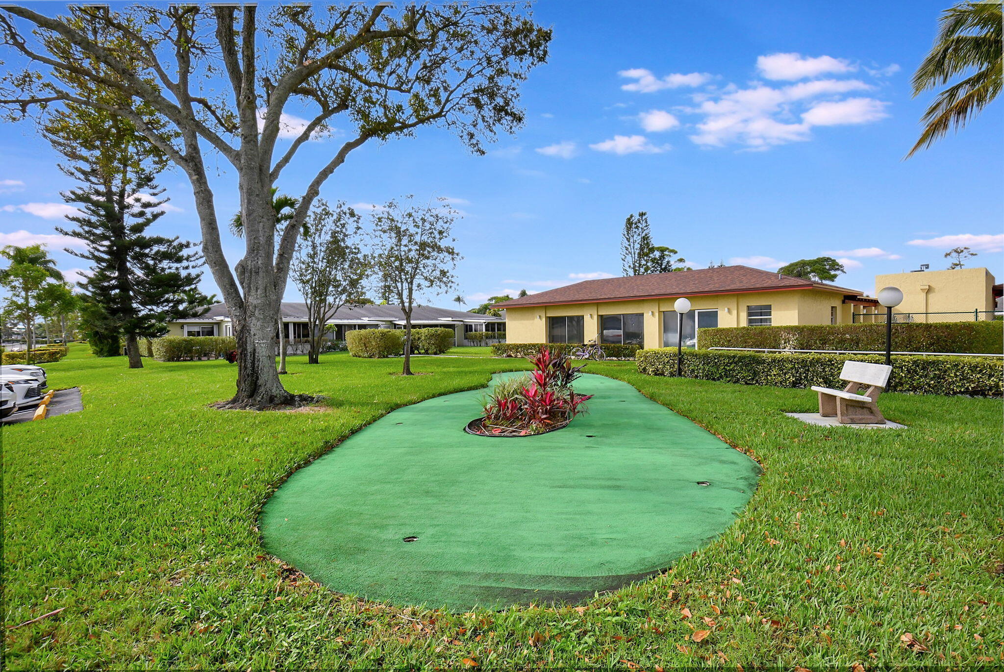 2520 Black Olive Boulevard 203