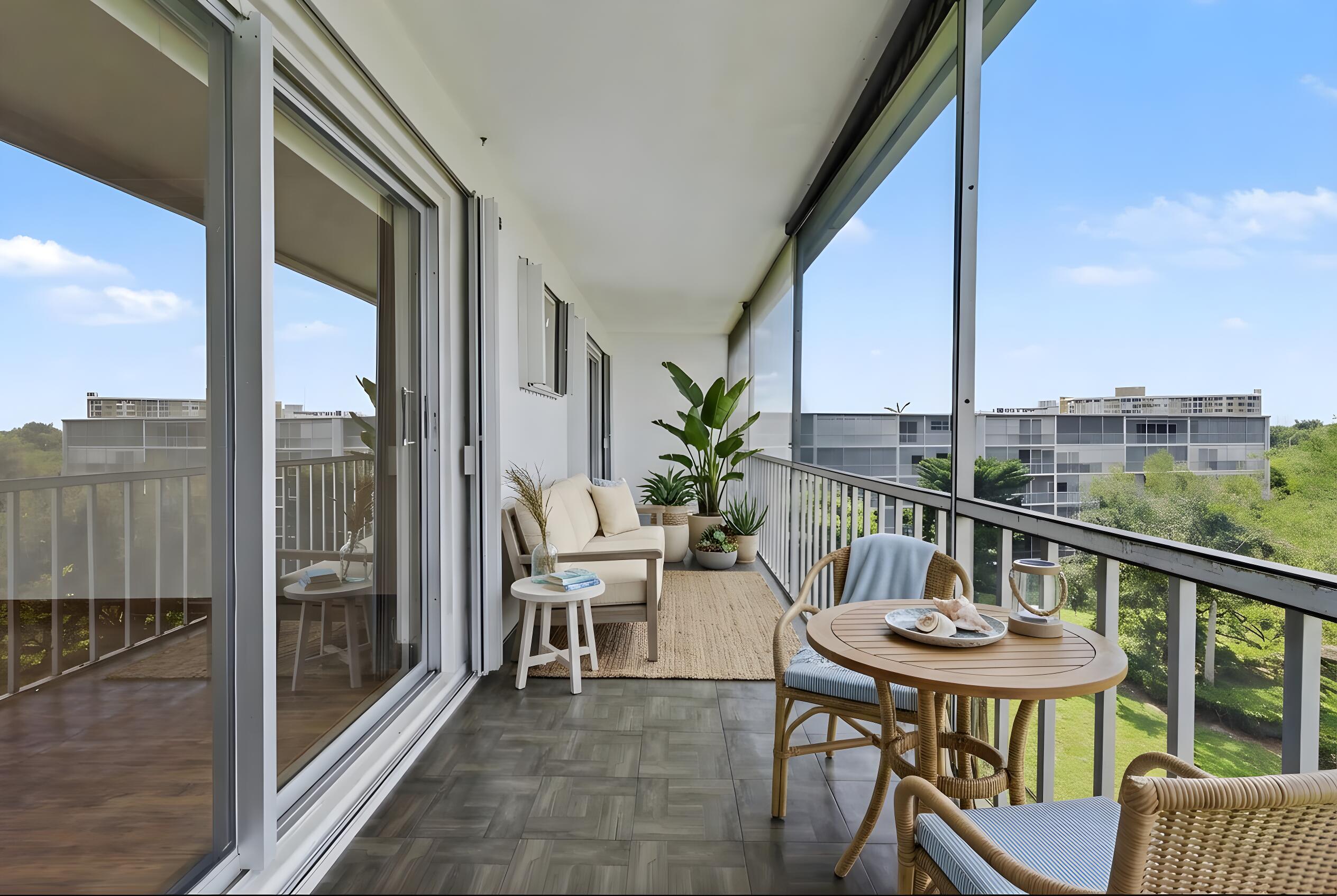 950 Hillcrest 514