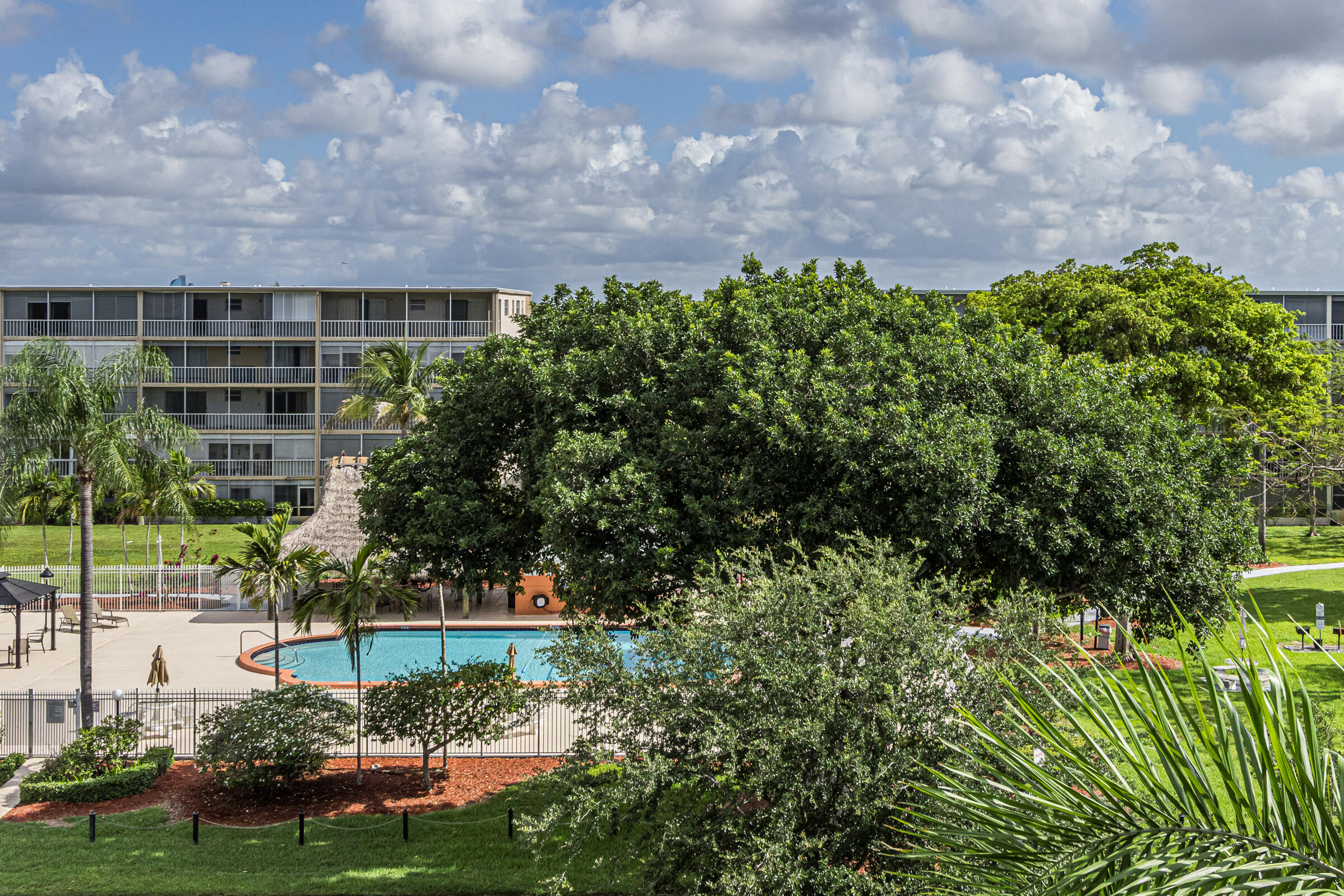 950 Hillcrest 514
