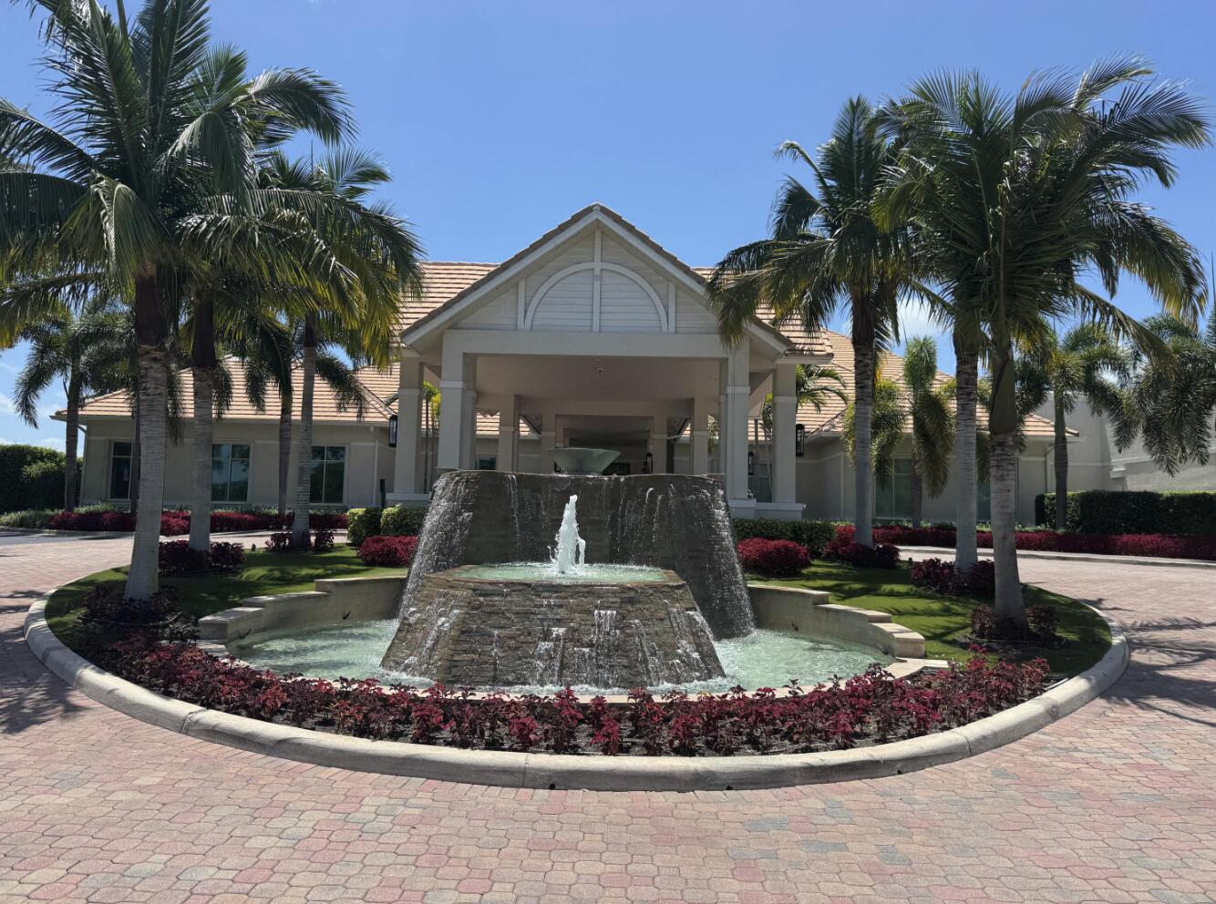 8082 Aberdeen Drive 102