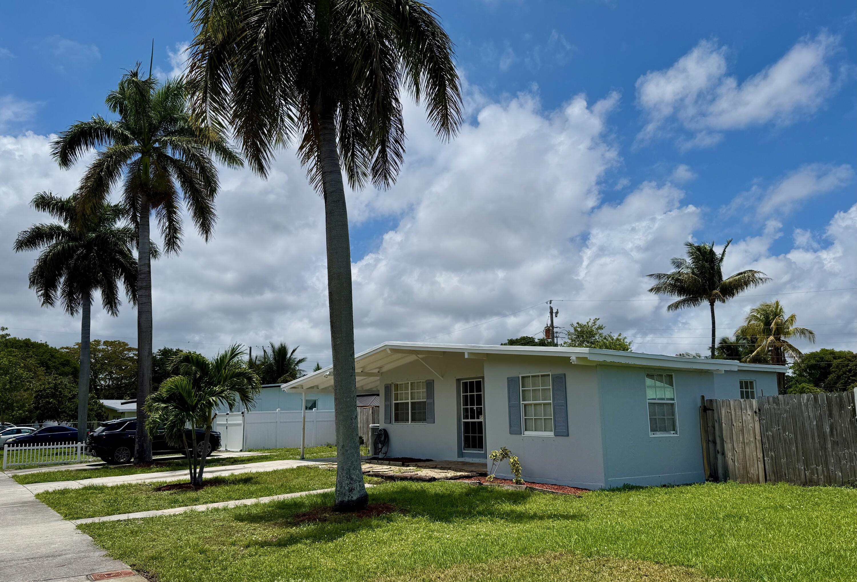 1601 NE 47th Street