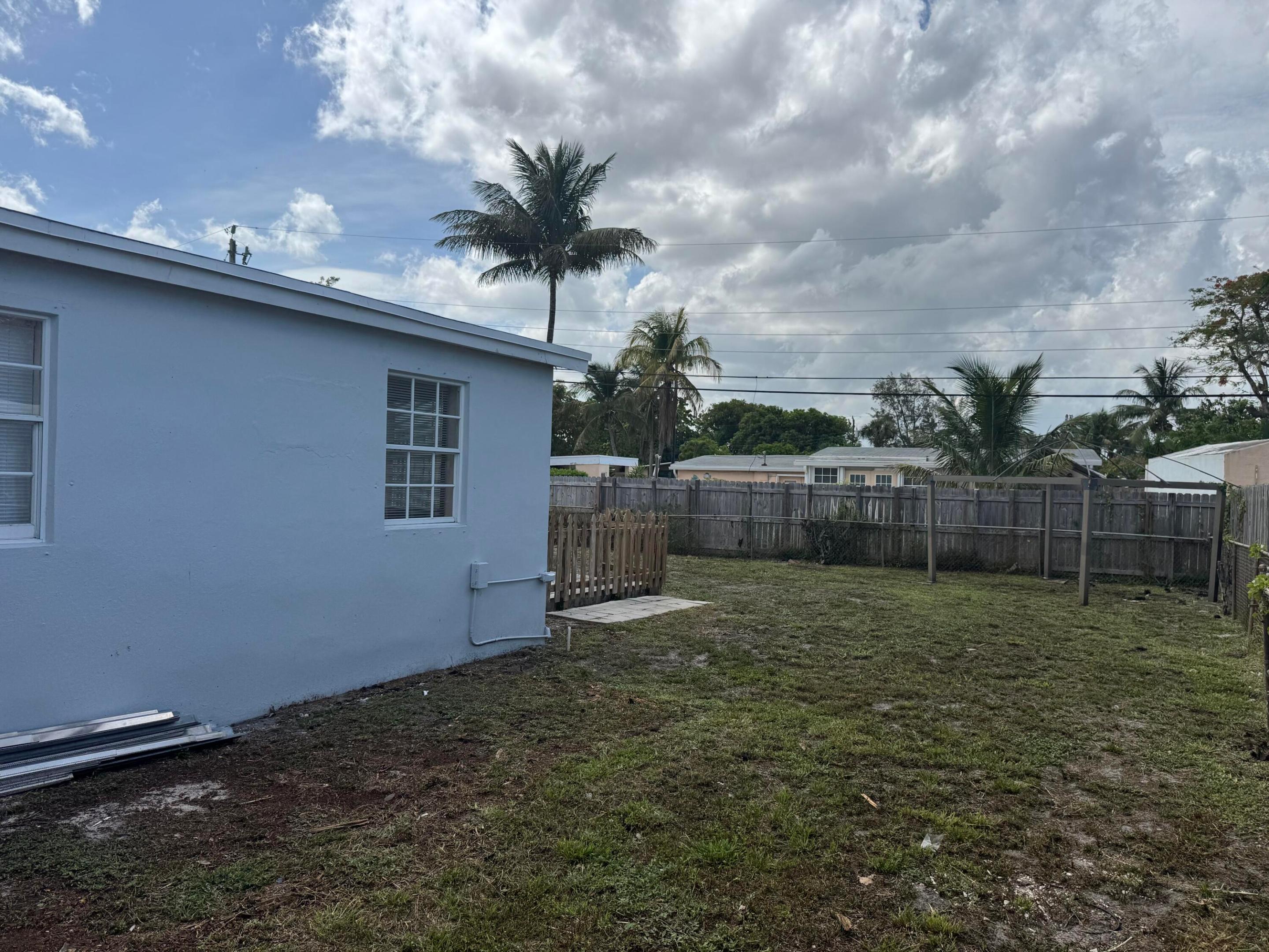 1601 NE 47th Street
