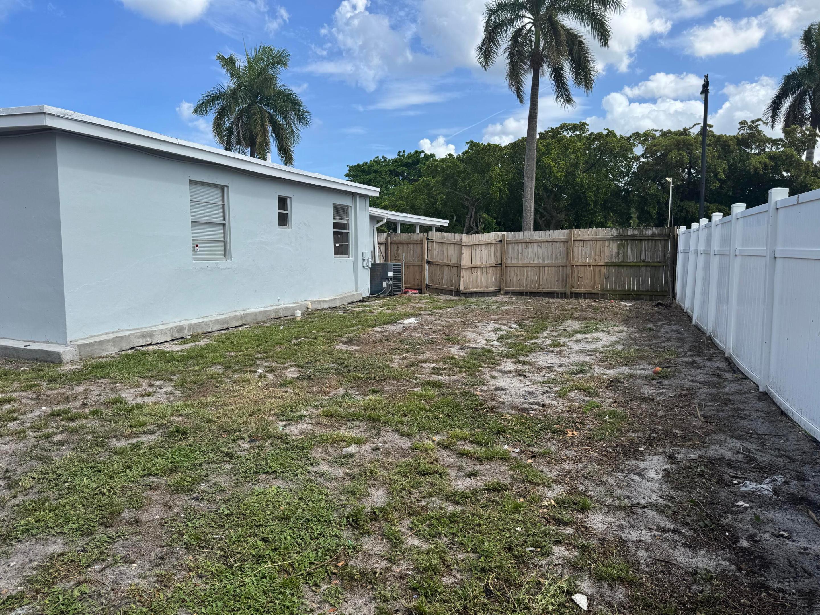 1601 NE 47th Street