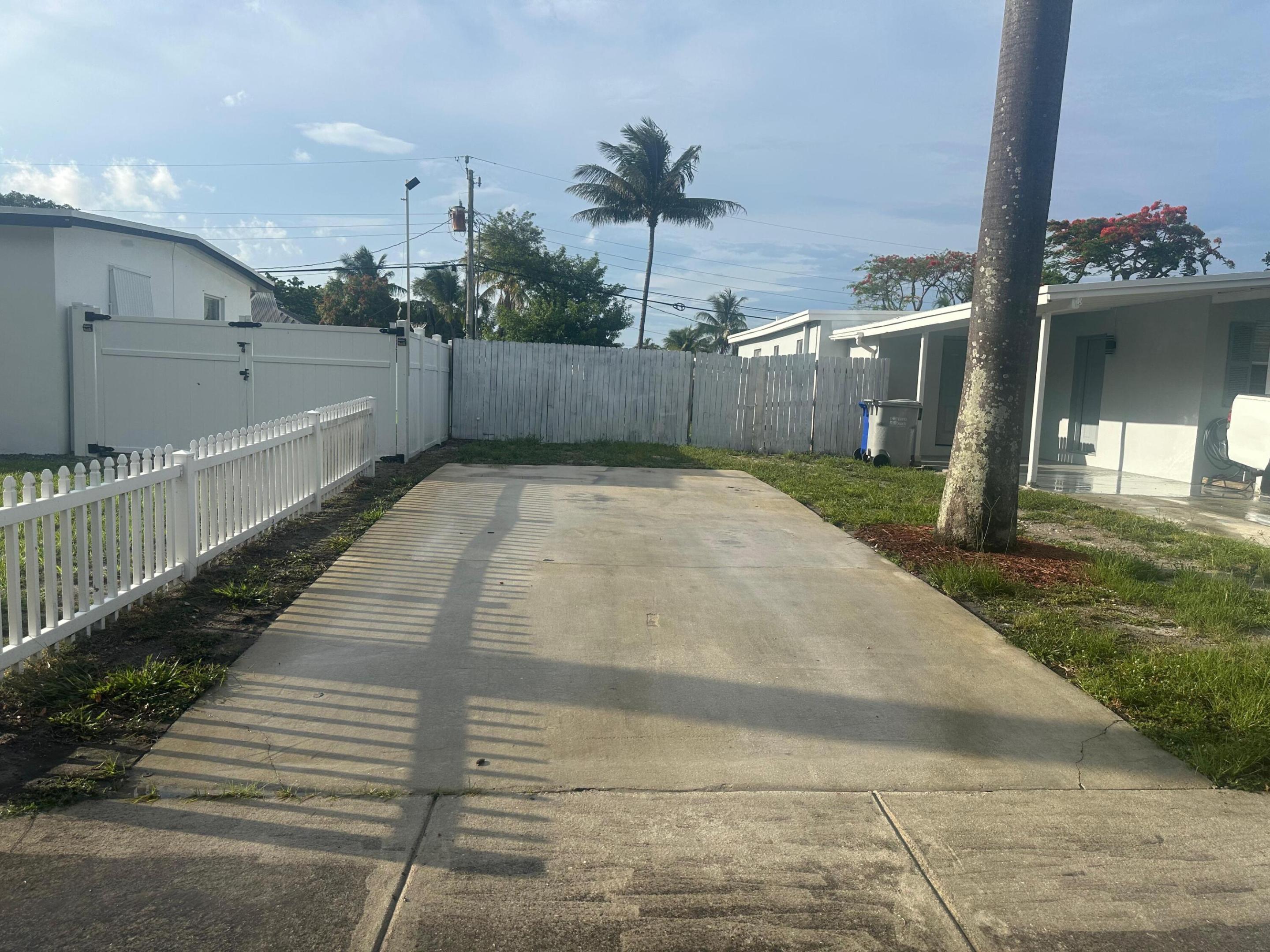 1601 NE 47th Street
