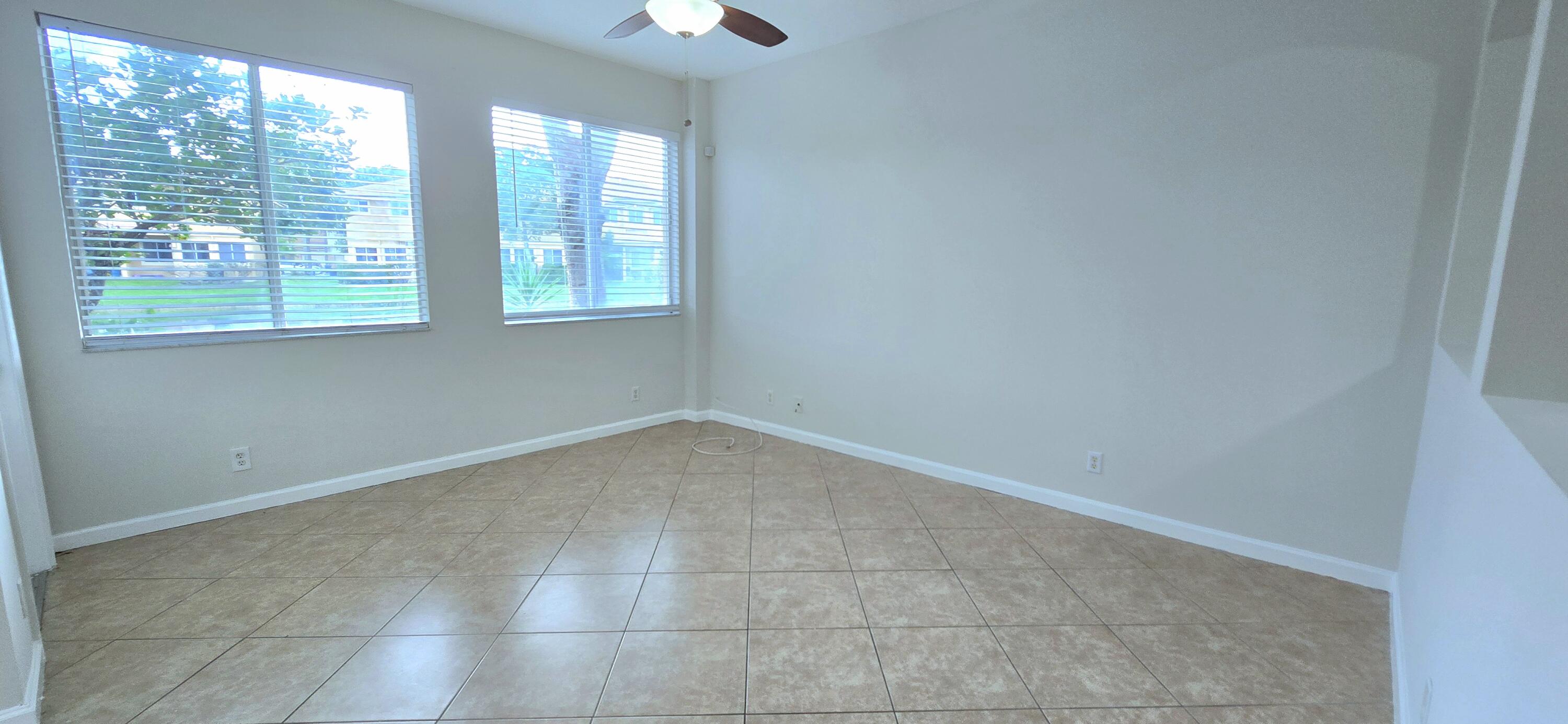 4305 Coventry Pointe Way