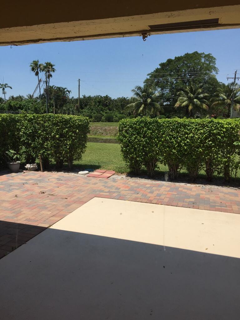 16344 Country Lake Circle