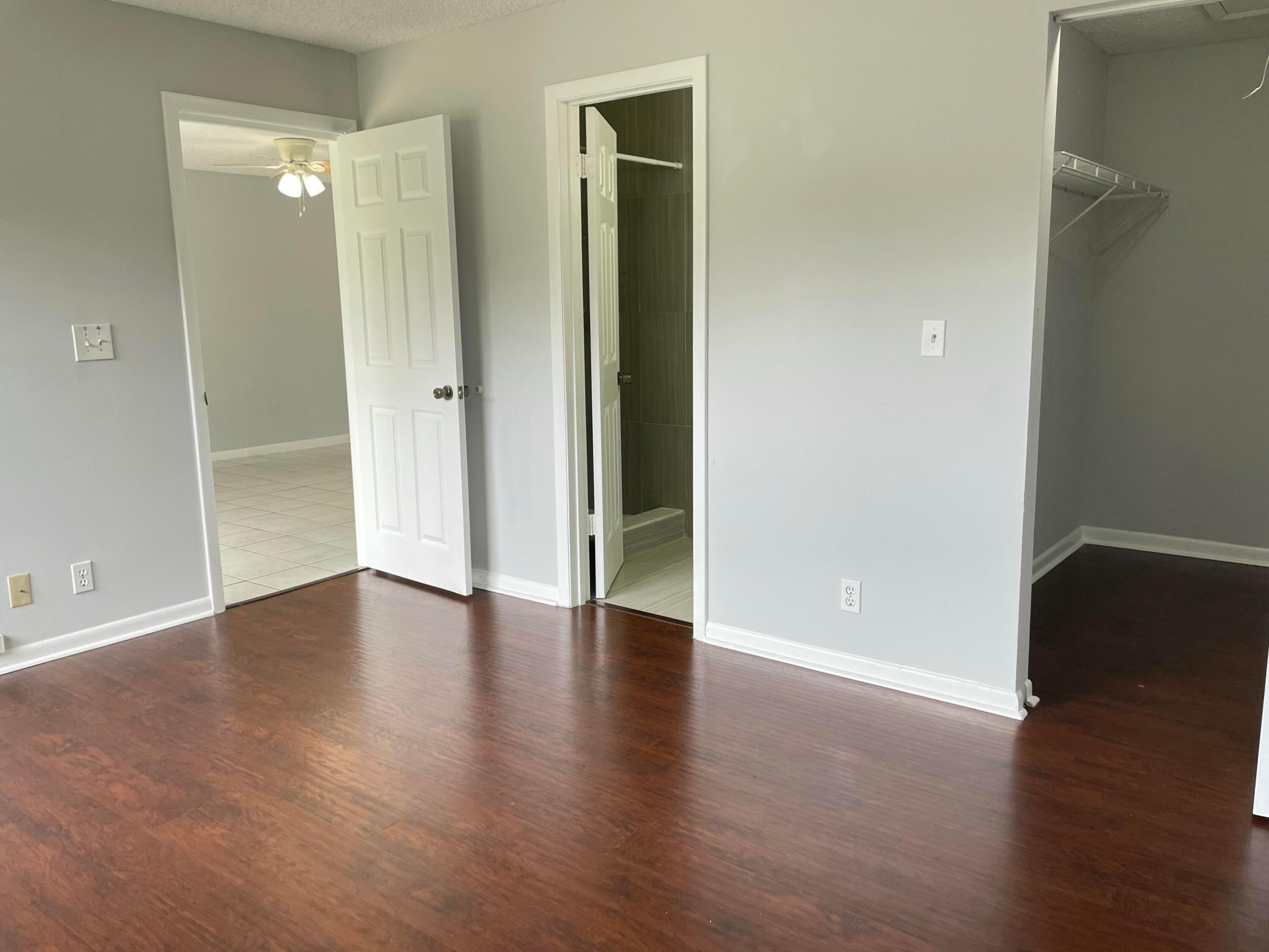 16344 Country Lake Circle