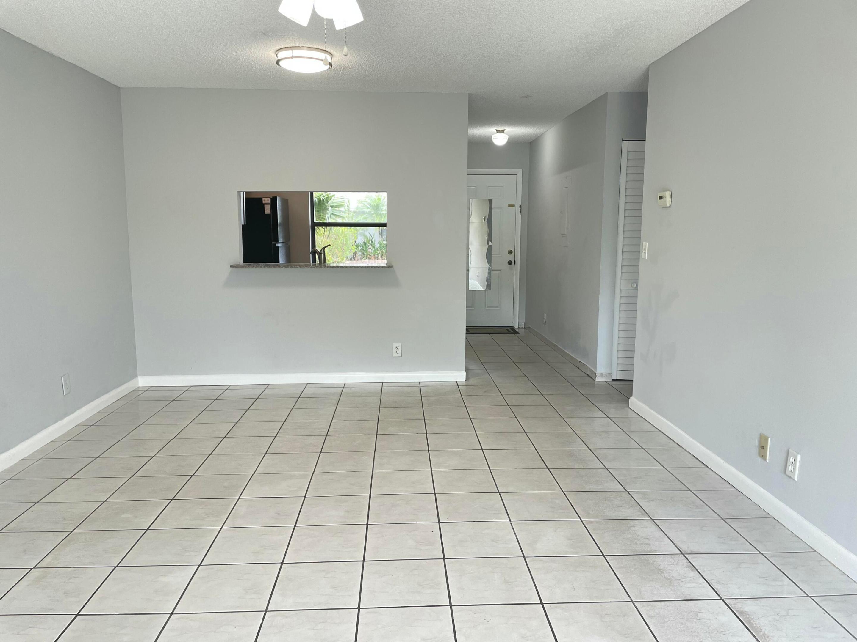 16344 Country Lake Circle