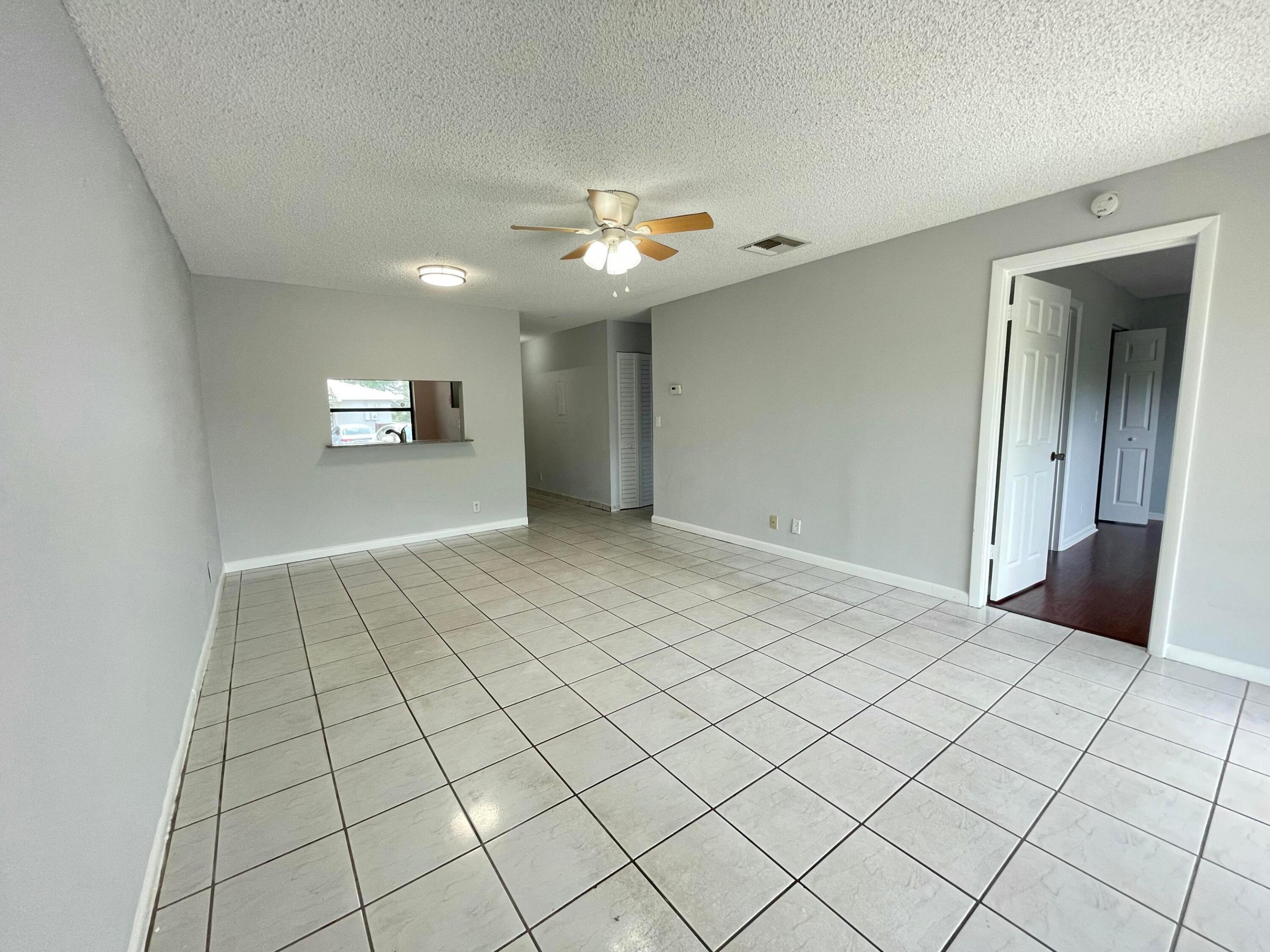 16344 Country Lake Circle