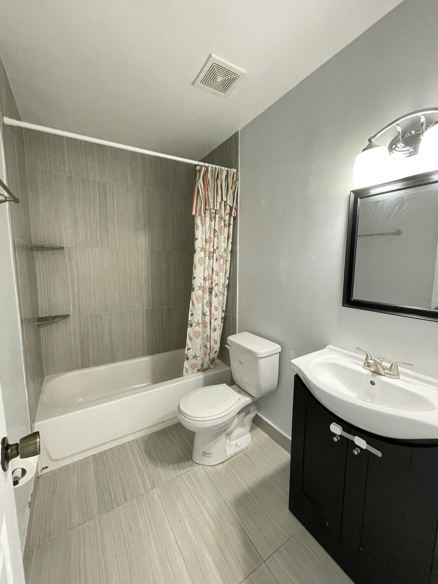 16344 Country Lake Circle