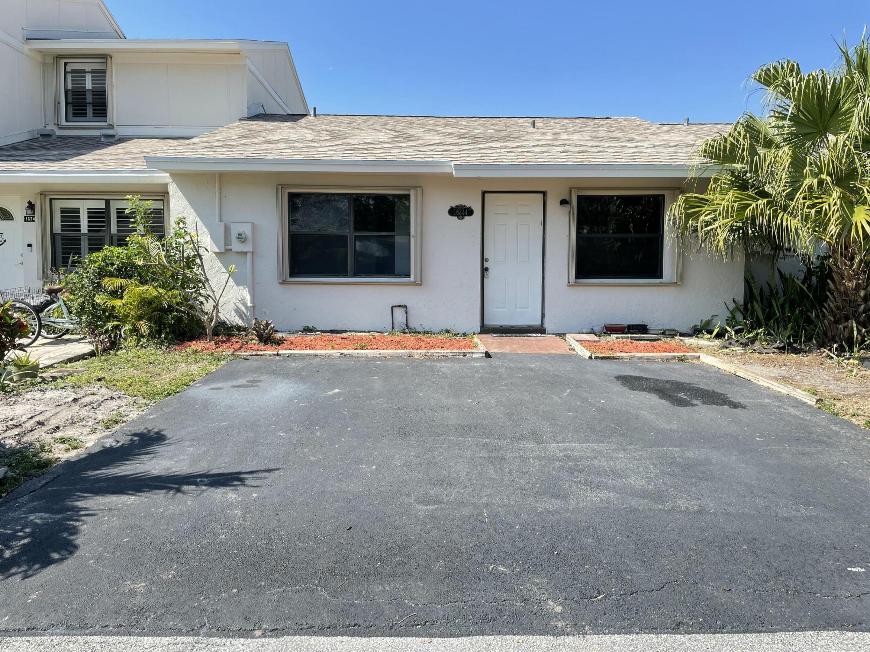 16344 Country Lake Circle