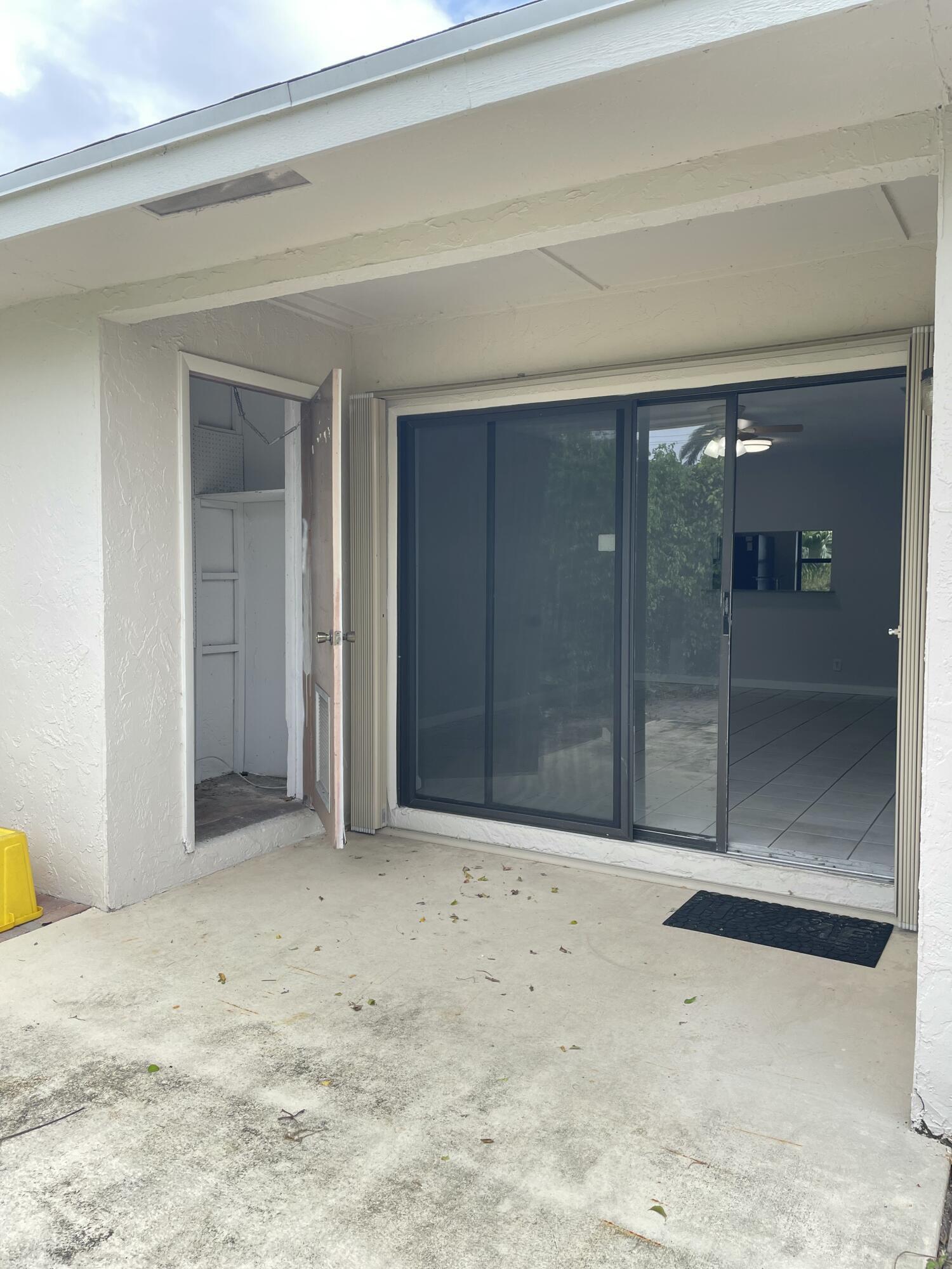 16344 Country Lake Circle