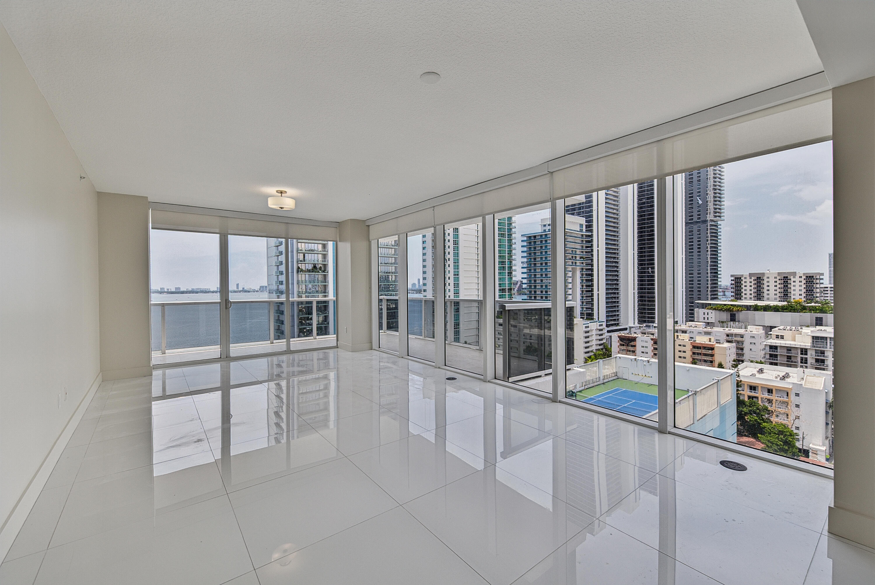 600 NE 27th Street 1605