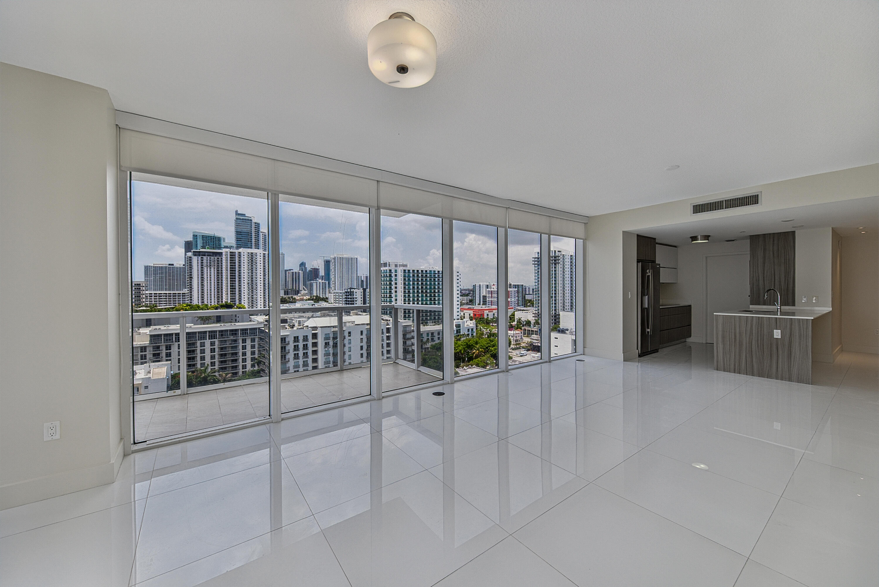 600 NE 27th Street 1605