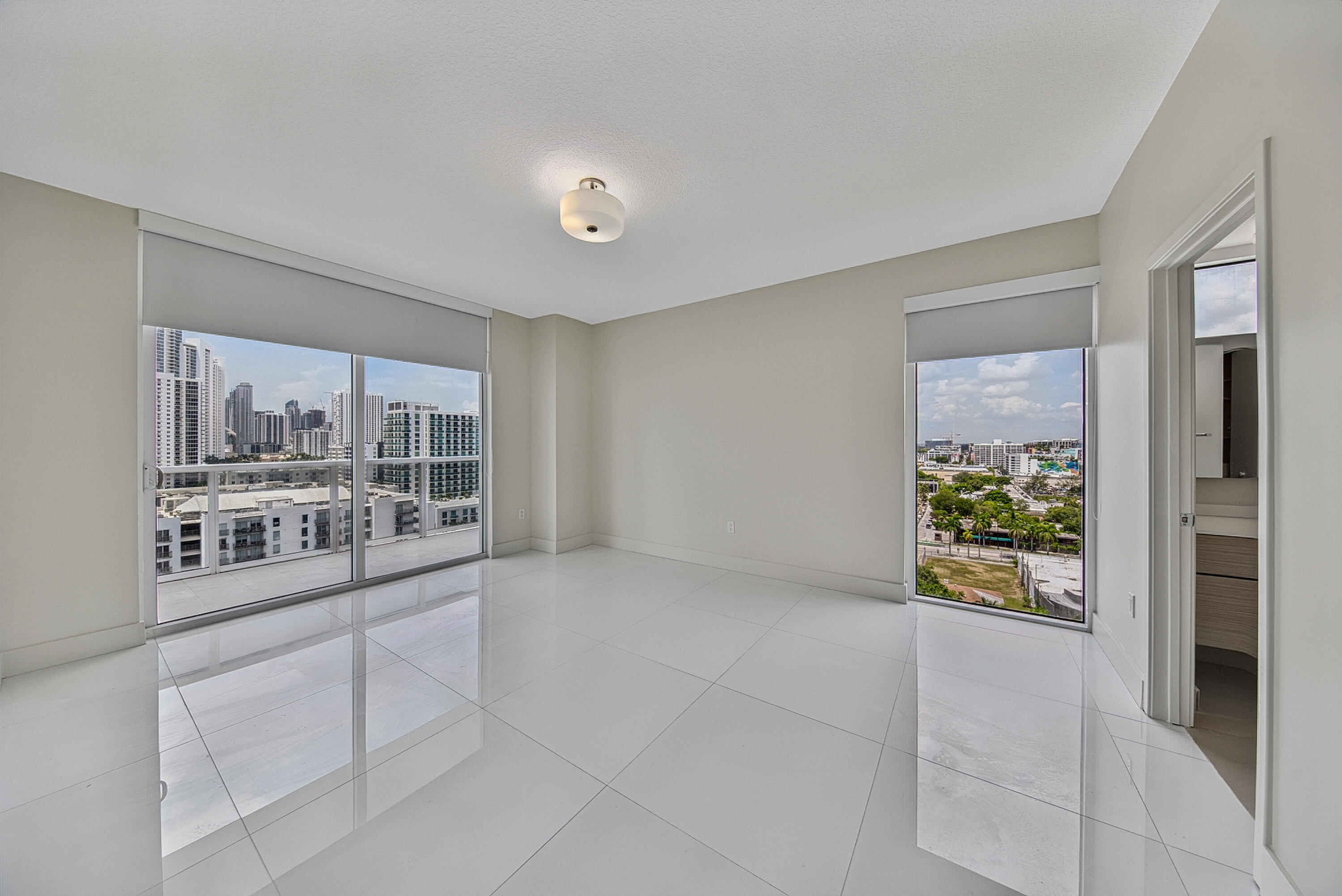 600 NE 27th Street 1605
