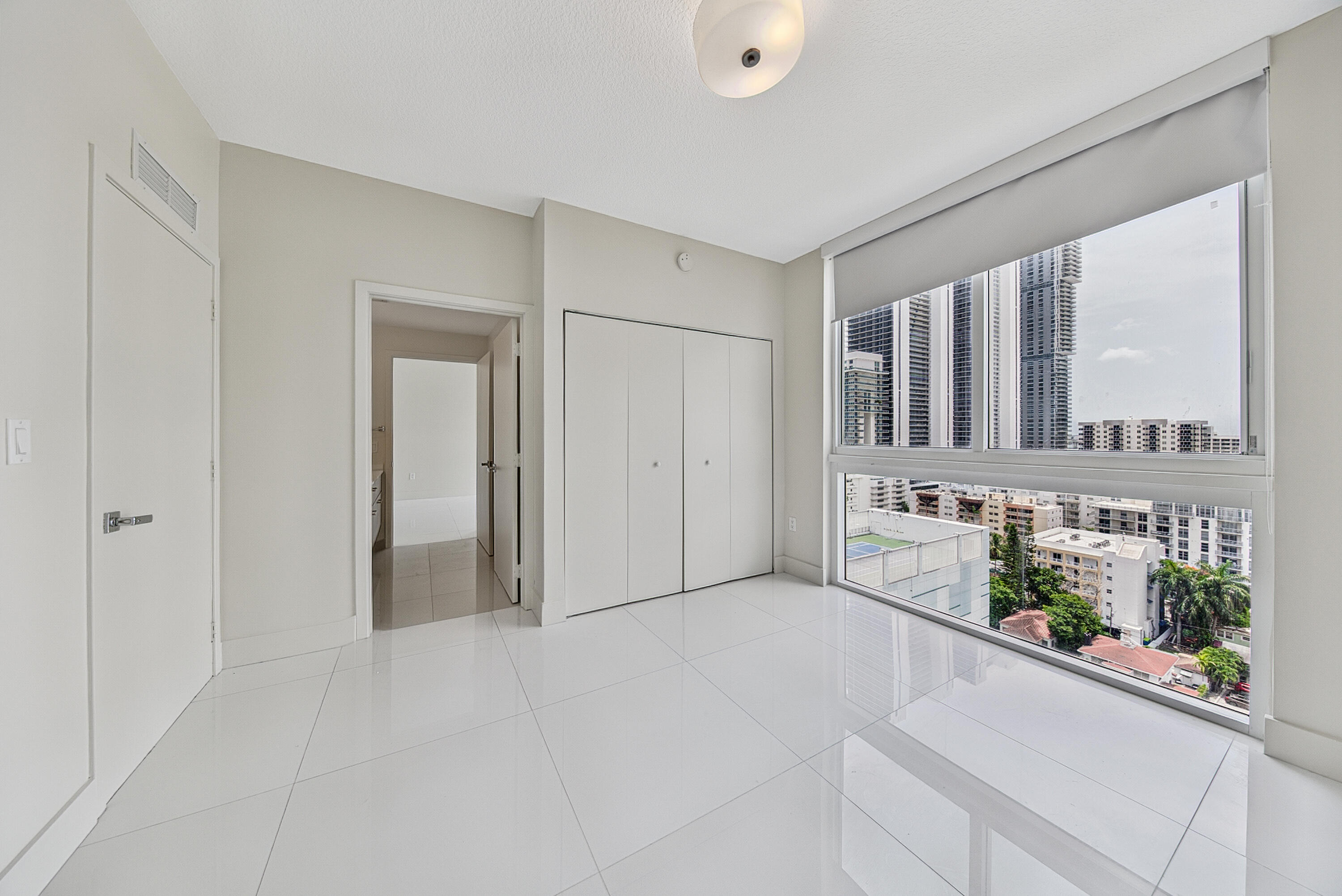 600 NE 27th Street 1605