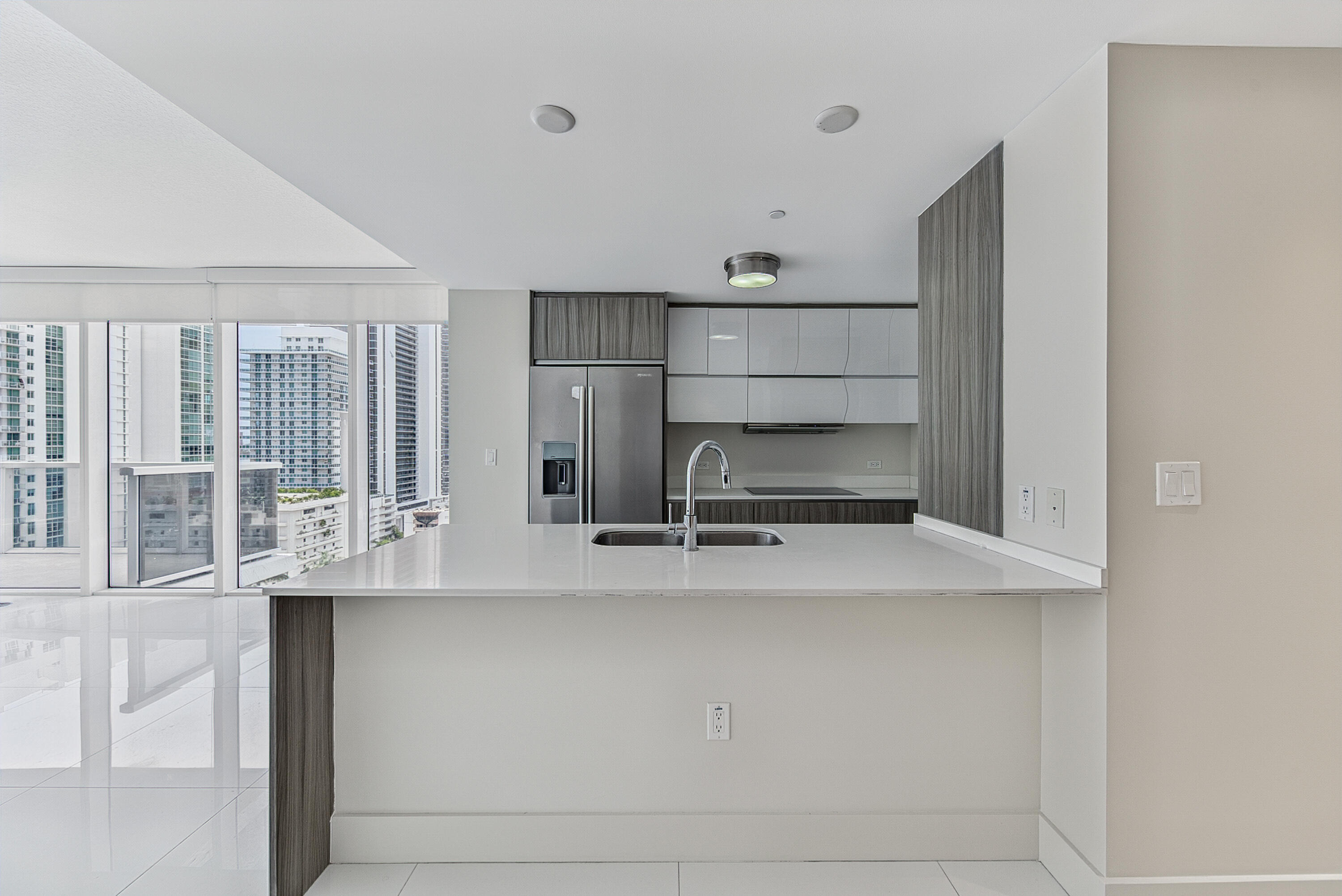 600 NE 27th Street 1605