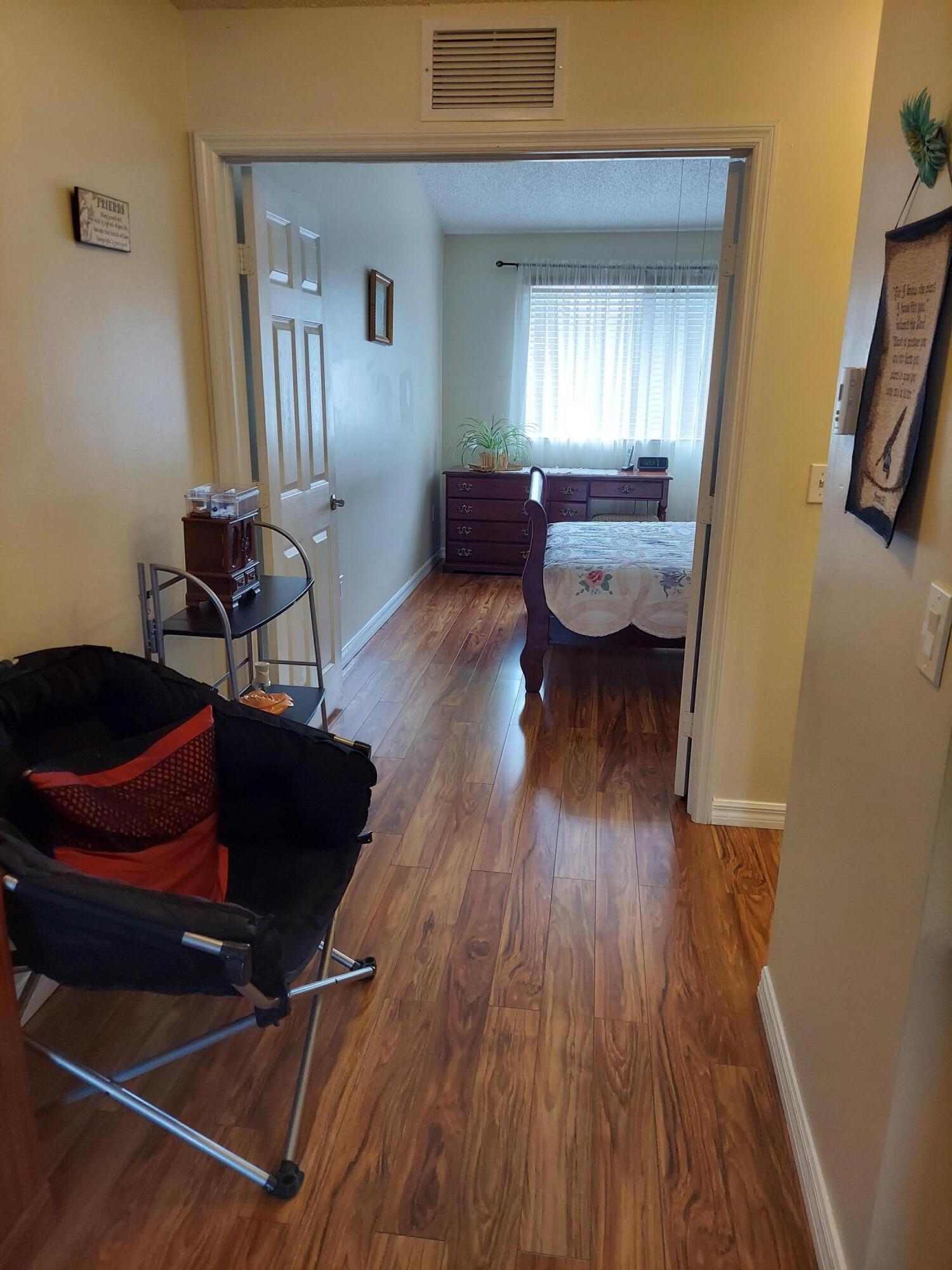 2208 SE 24th Place