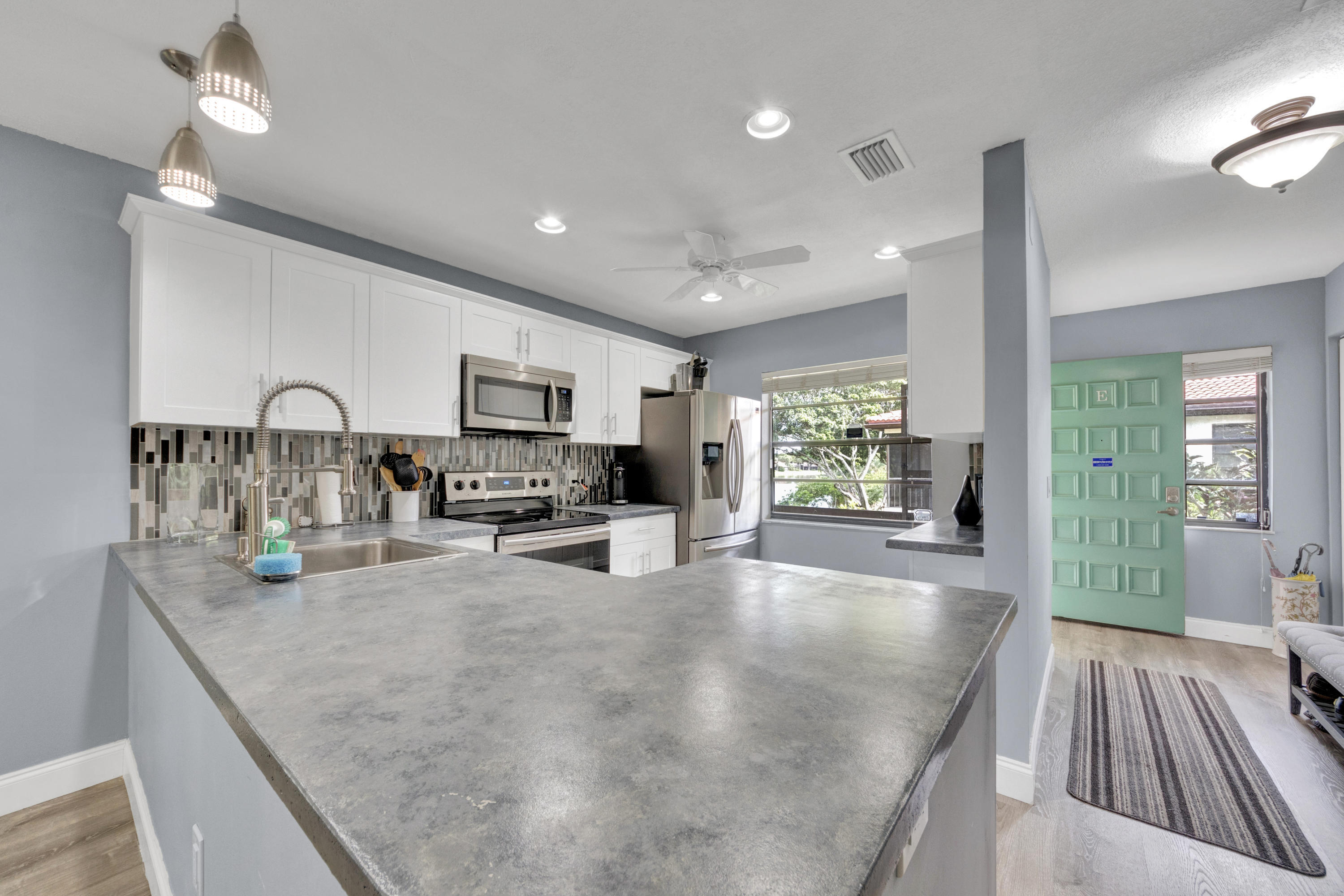 21866 Cypress Circle 31e