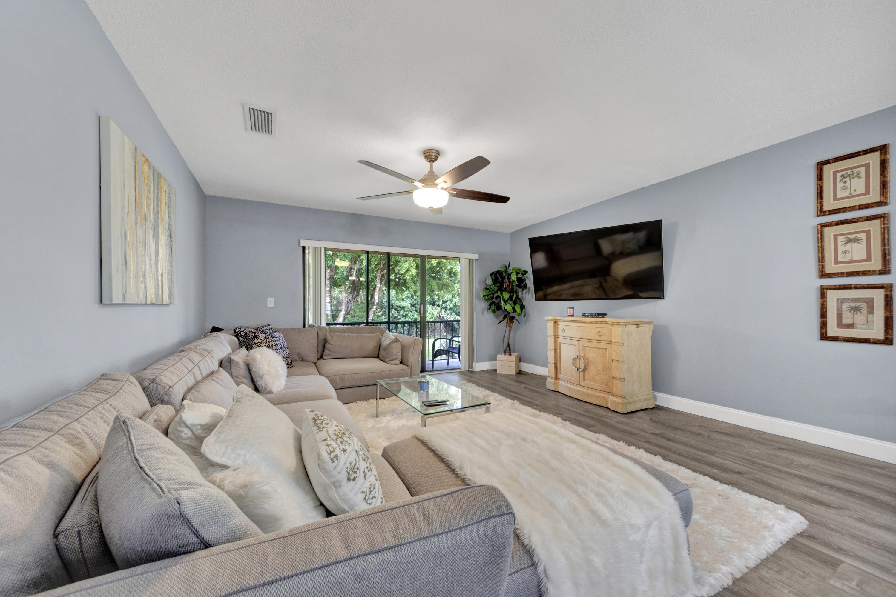 21866 Cypress Circle 31e