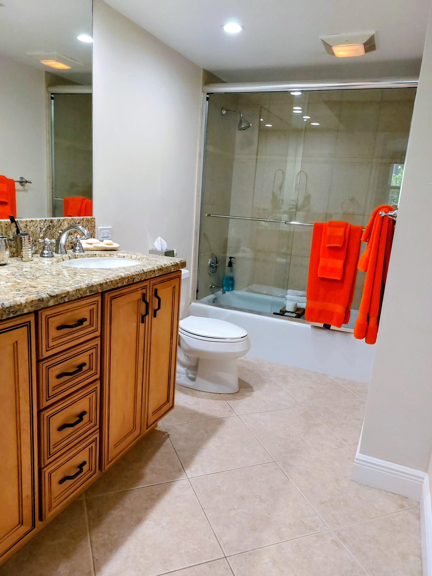 2000 S Ocean Boulevard Lc, Lauderdale-By-The-Sea Unit: Lc