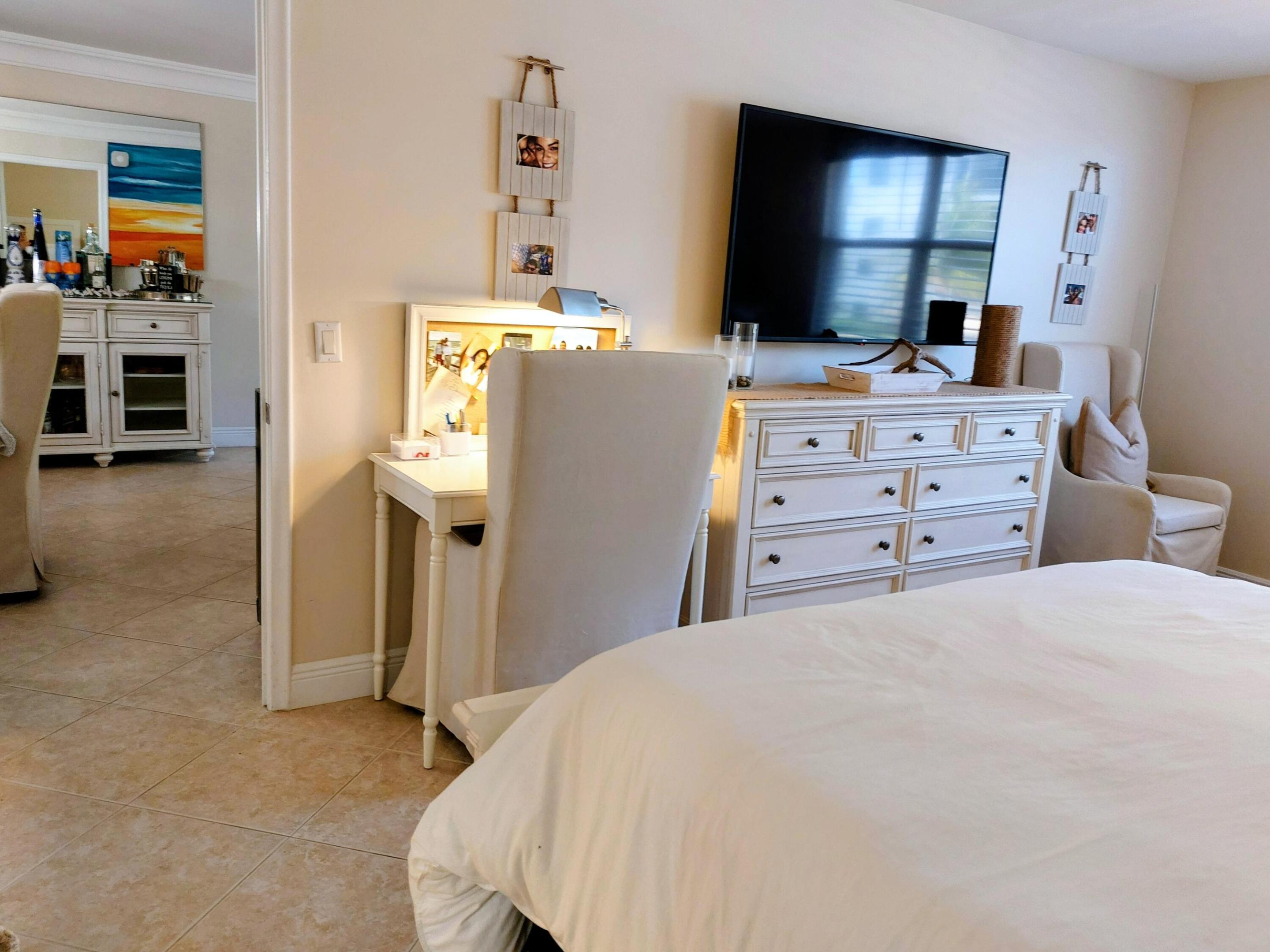 2000 S Ocean Boulevard Lc, Lauderdale-By-The-Sea Unit: Lc