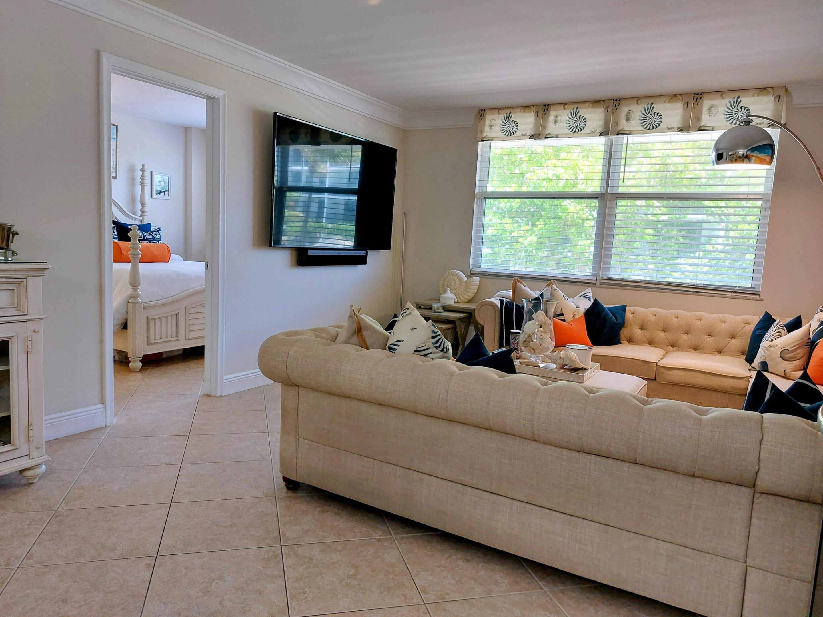 2000 S Ocean Boulevard Lc, Lauderdale-By-The-Sea Unit: Lc