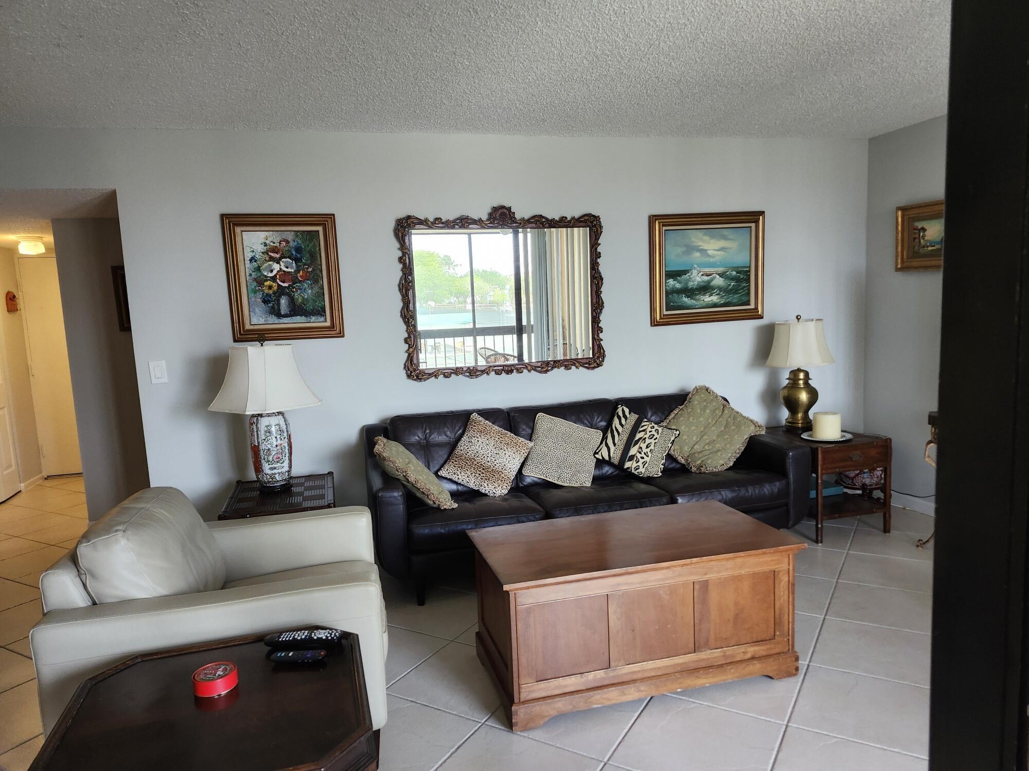450 Egret Circle 9204