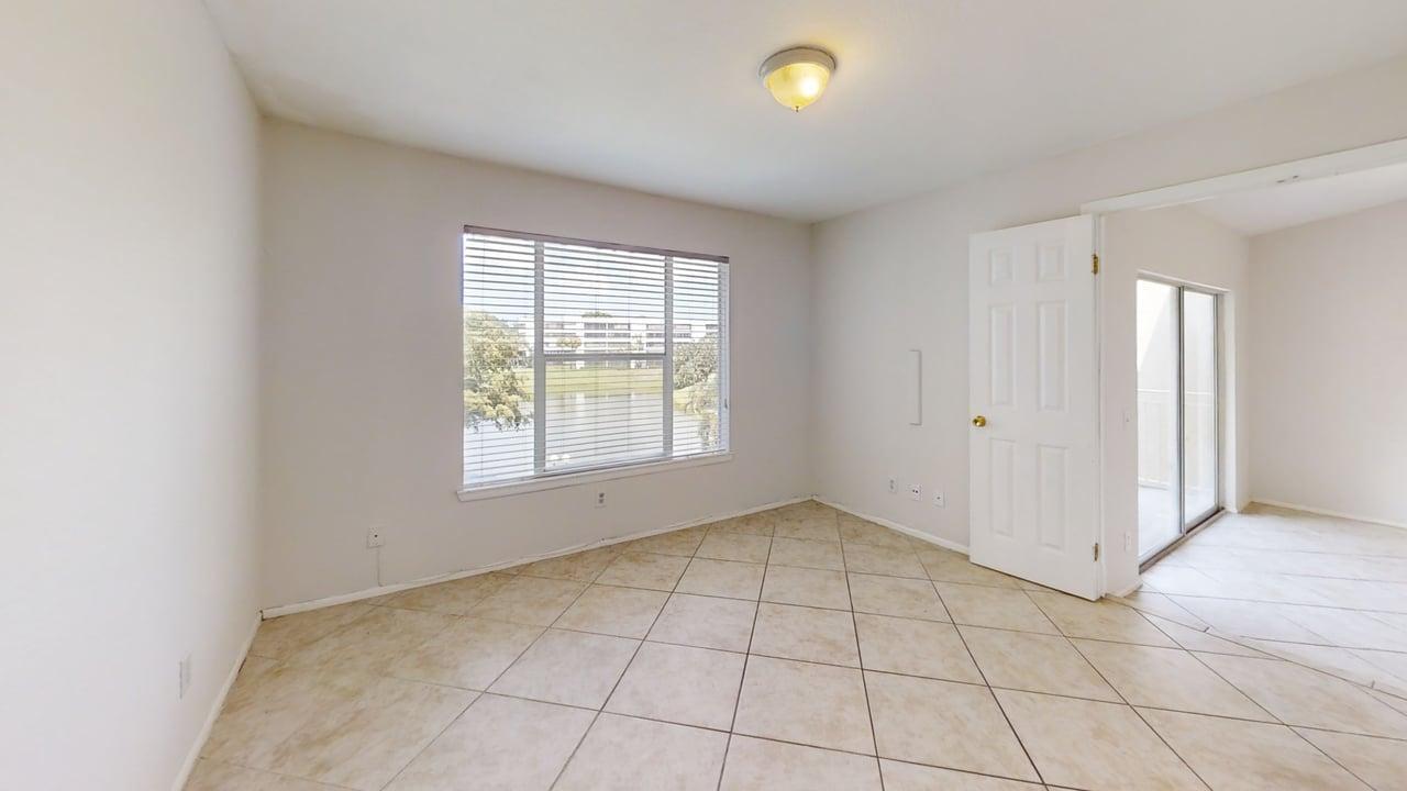 1885 Palm Cove Boulevard 10-307
