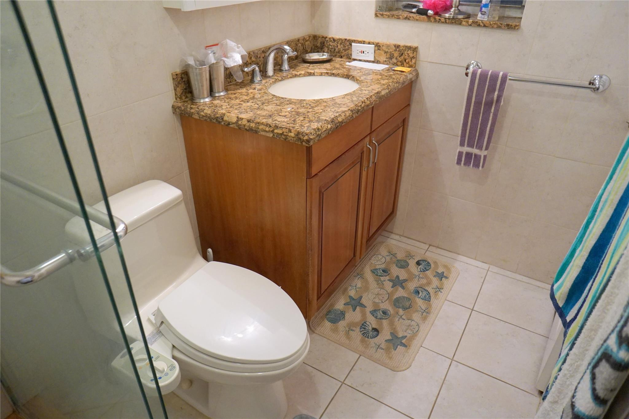 2851 Somerset Drive 103