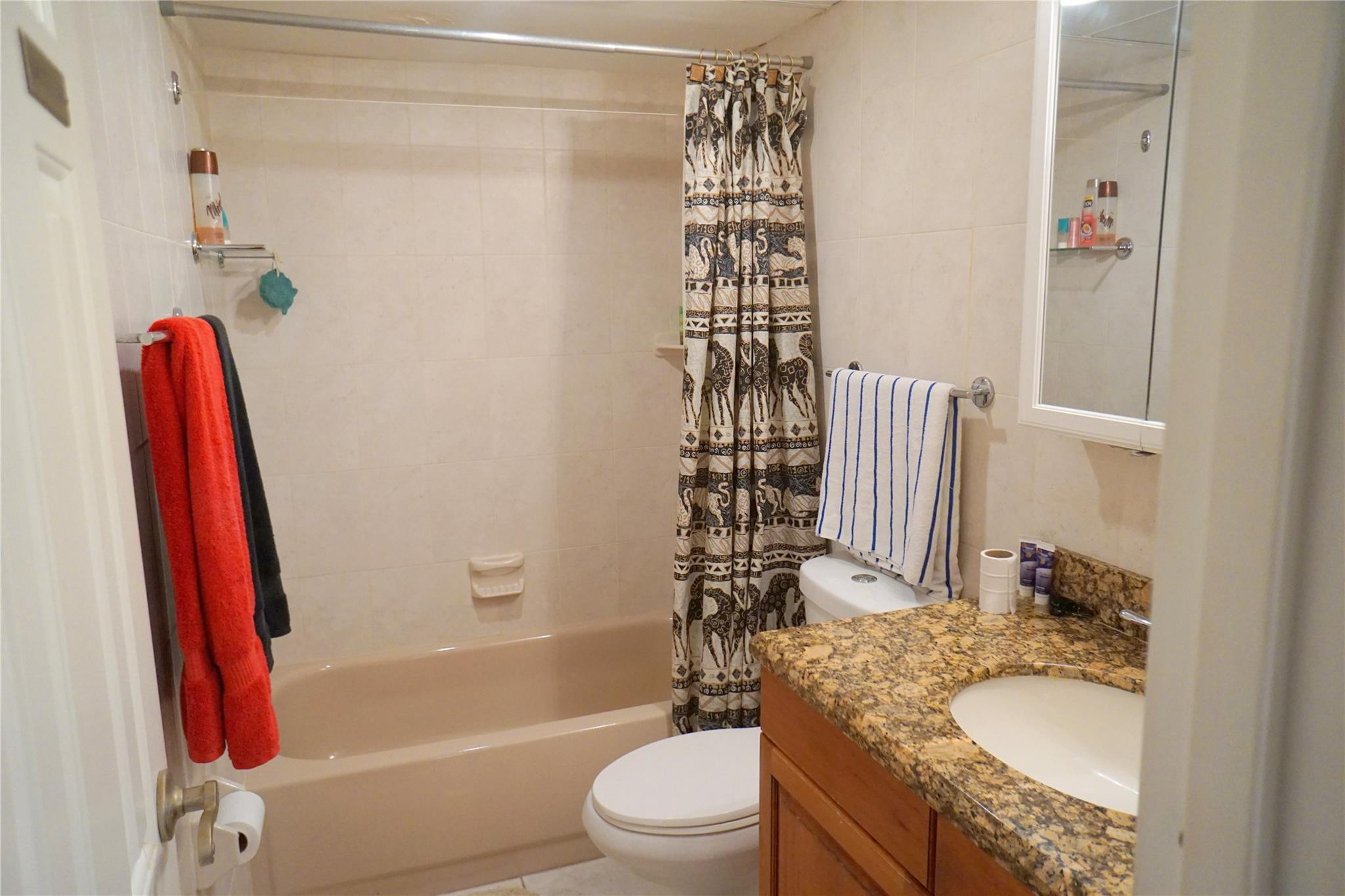 2851 Somerset Drive 103