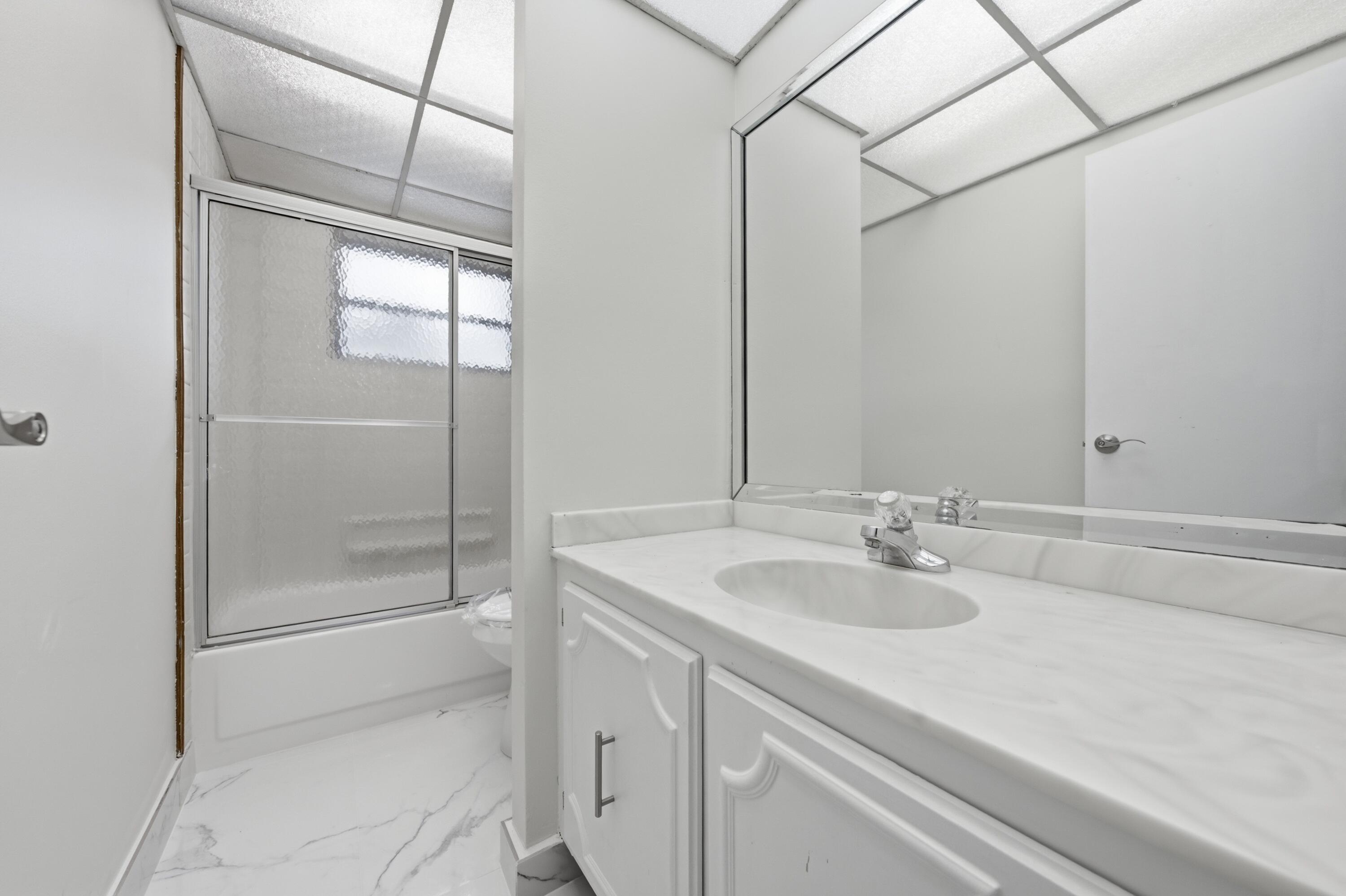 3000 Riverside Drive 201-1