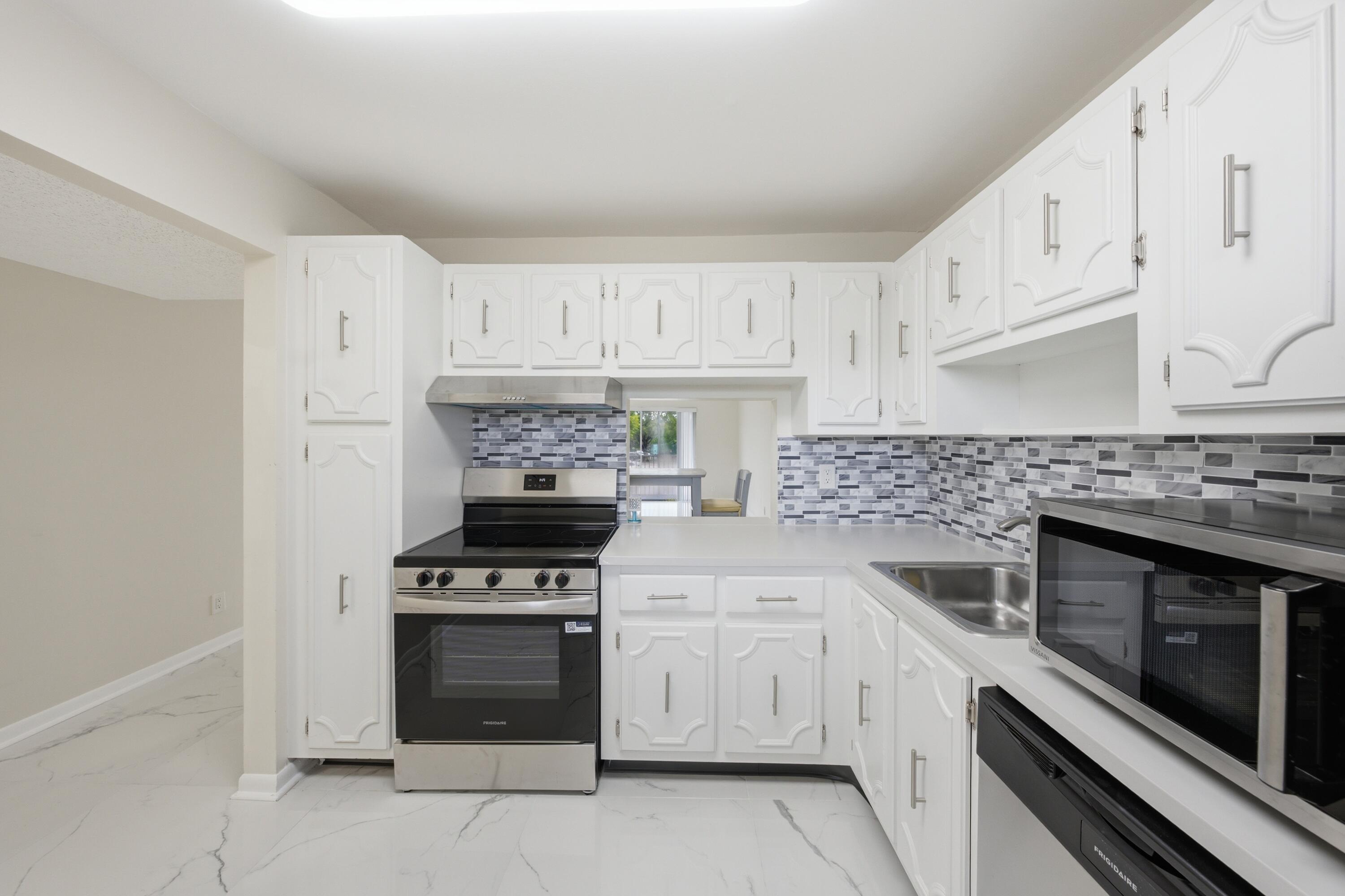 3000 Riverside Drive 201-1
