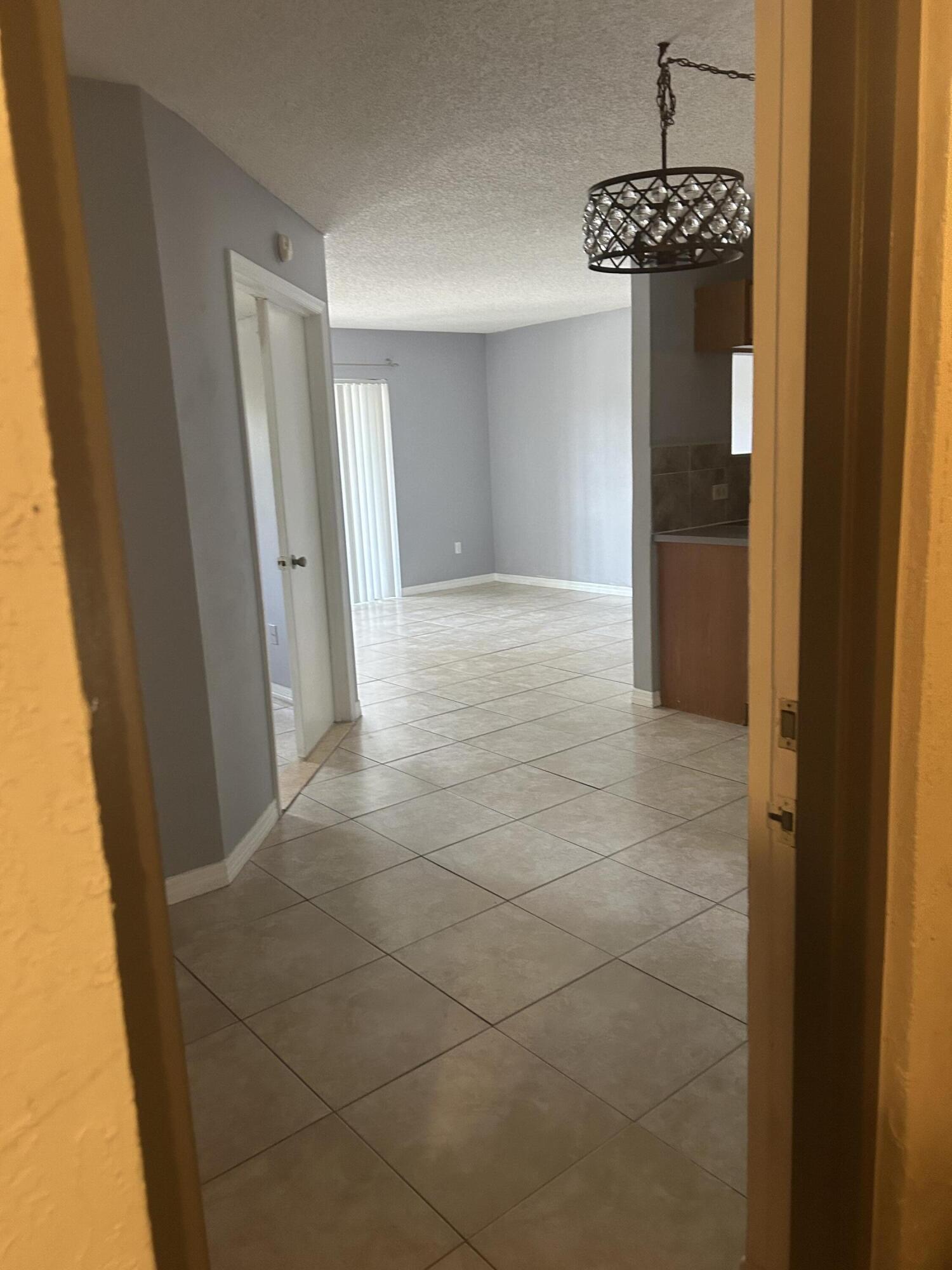 410 S Park 1-204