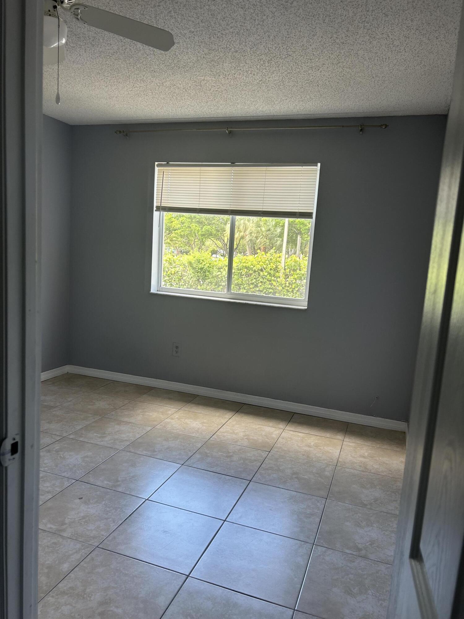 410 S Park 1-204