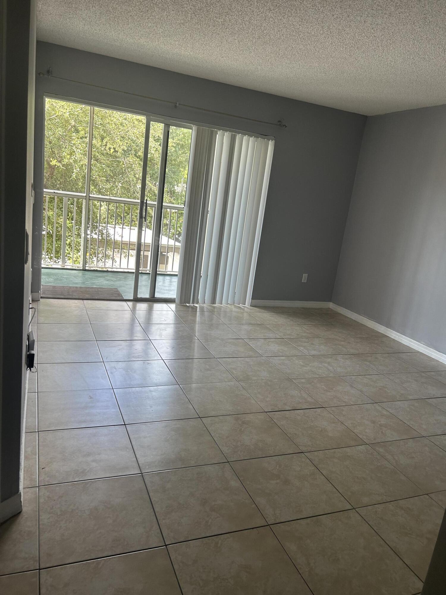 410 S Park 1-204