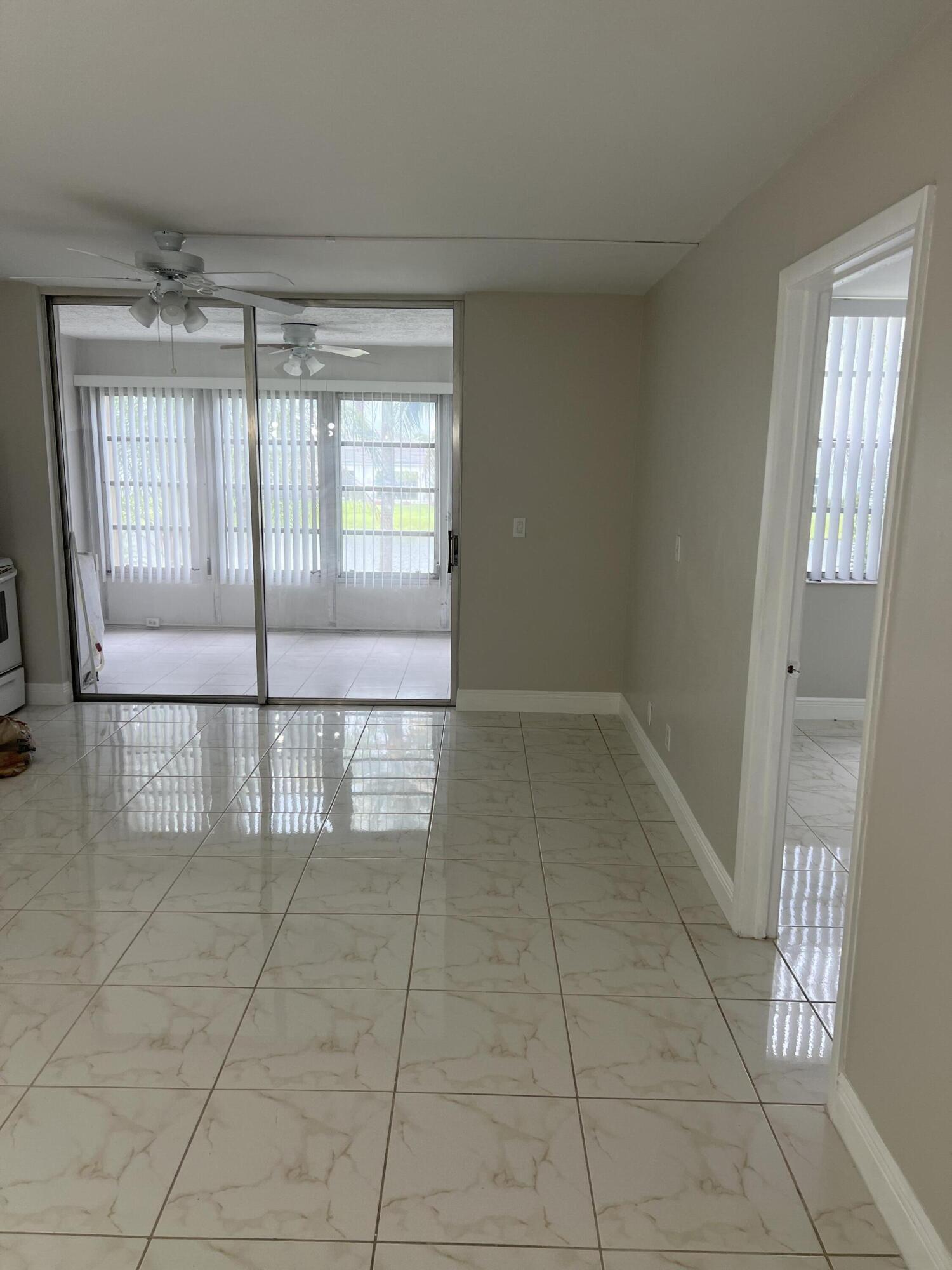 24 Abbey Lane 204