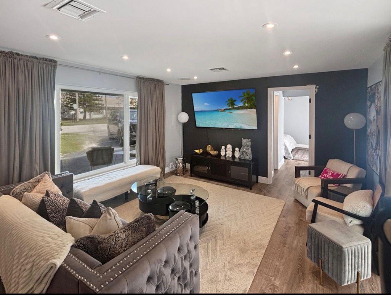 100 SW 17th Street