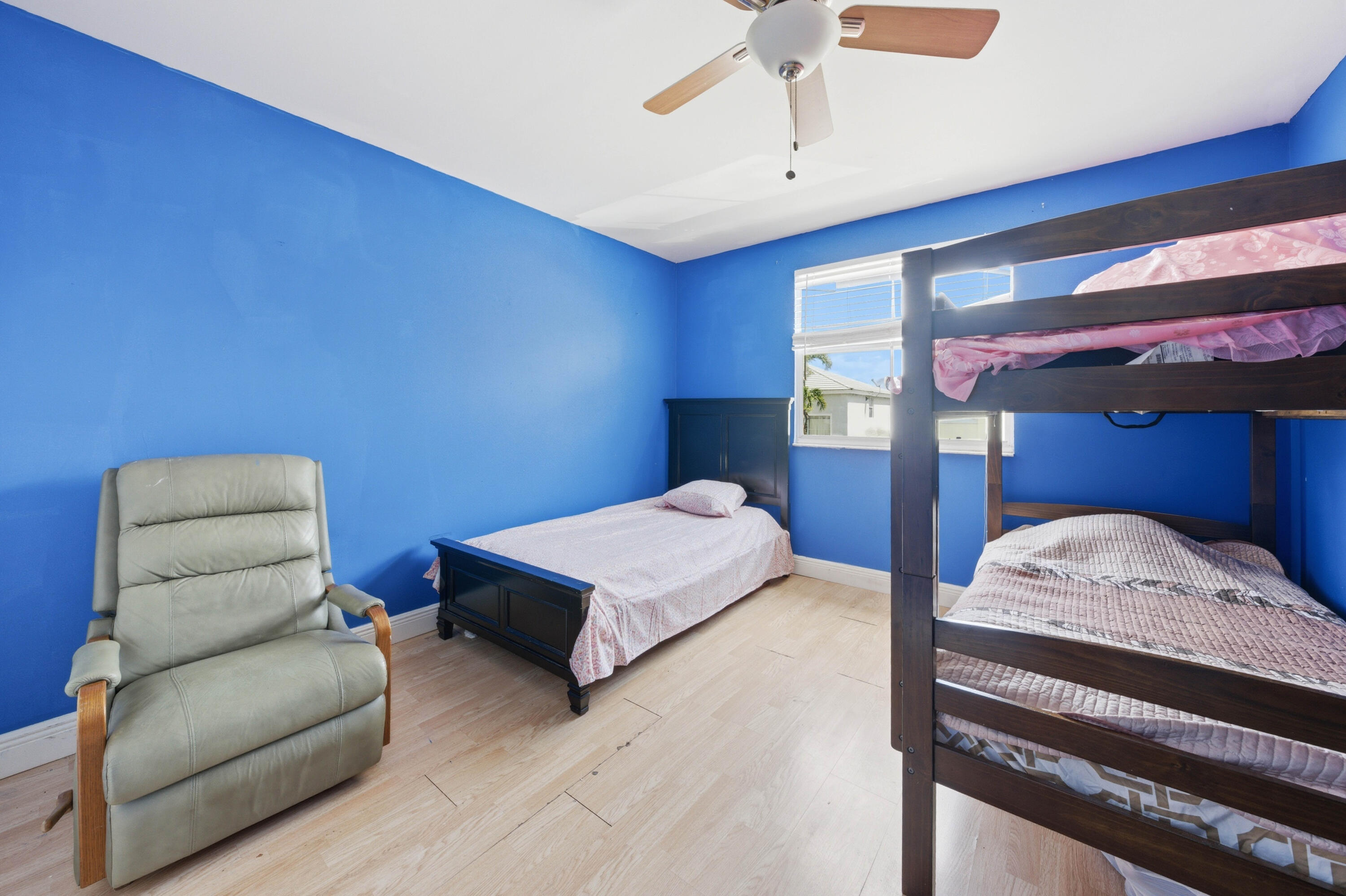 6582 Bayfront Drive