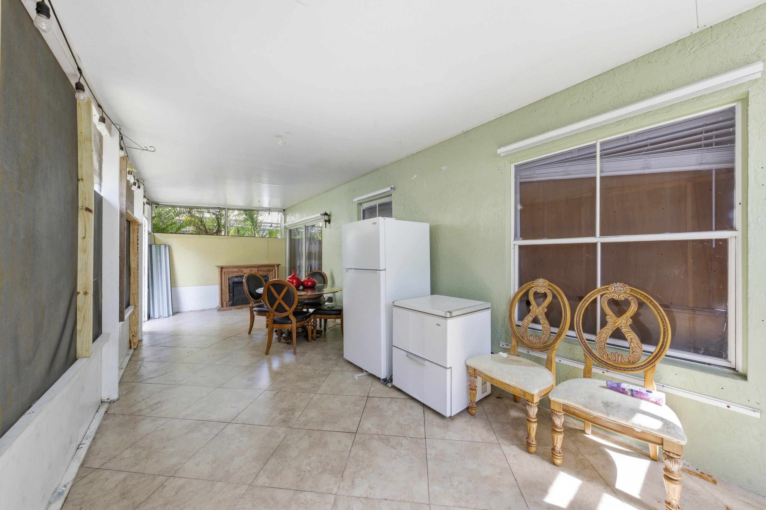 6582 Bayfront Drive