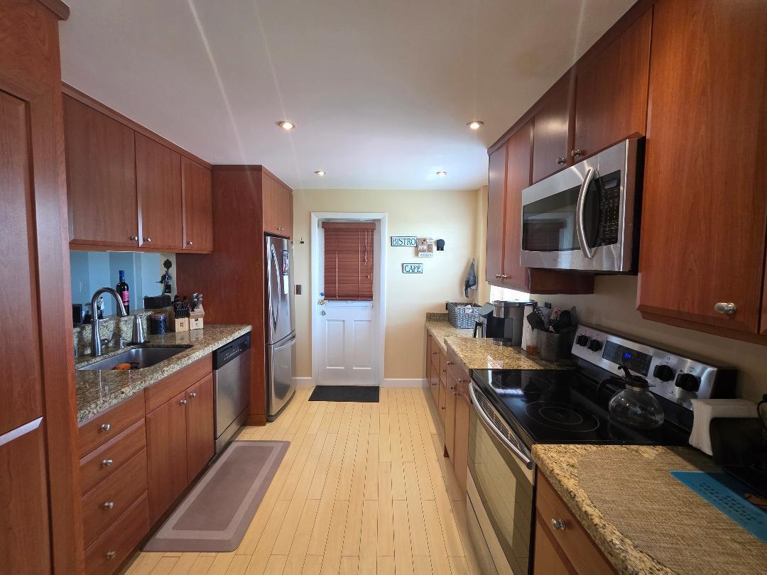 9101 W Sample Road W 501