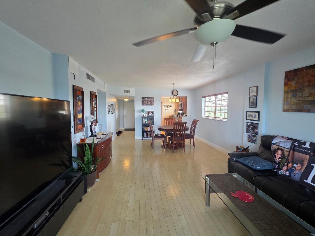 9101 W Sample Road W 501