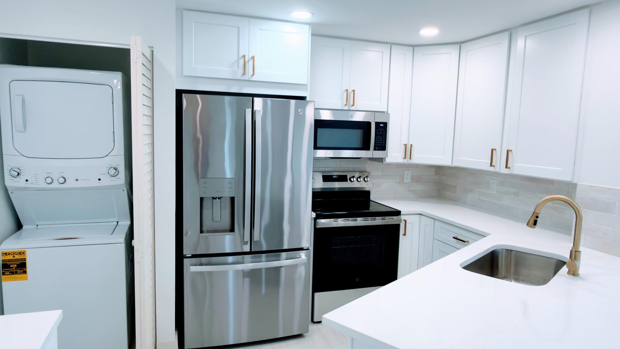 7547 S Oriole Boulevard 101