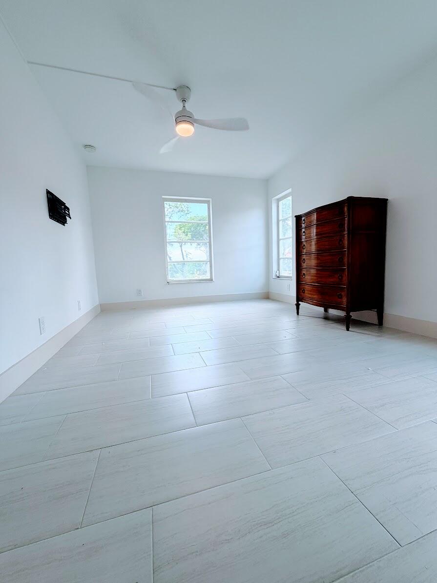 7547 S Oriole Boulevard 101