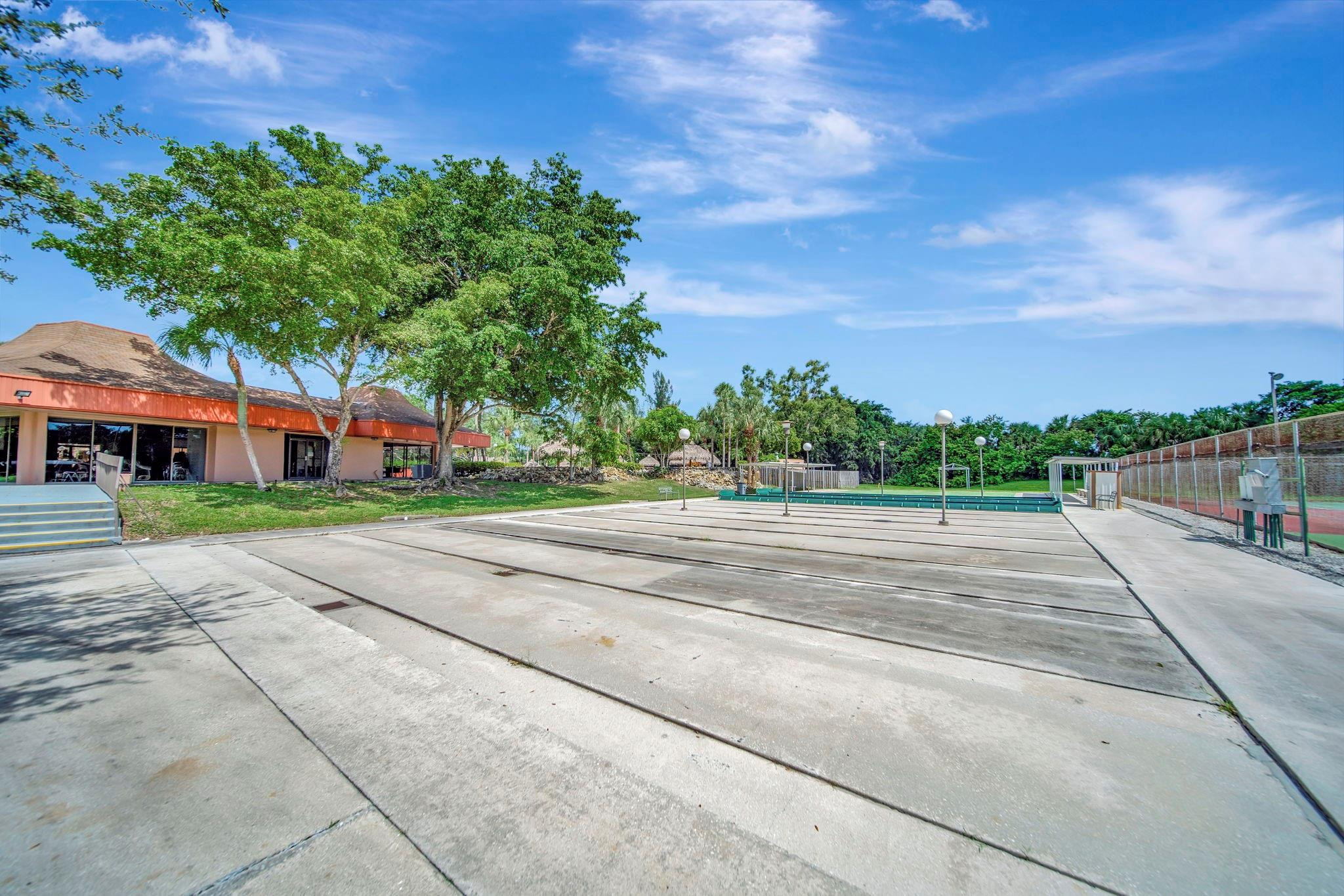 3100 Holiday Springs Boulevard 305
