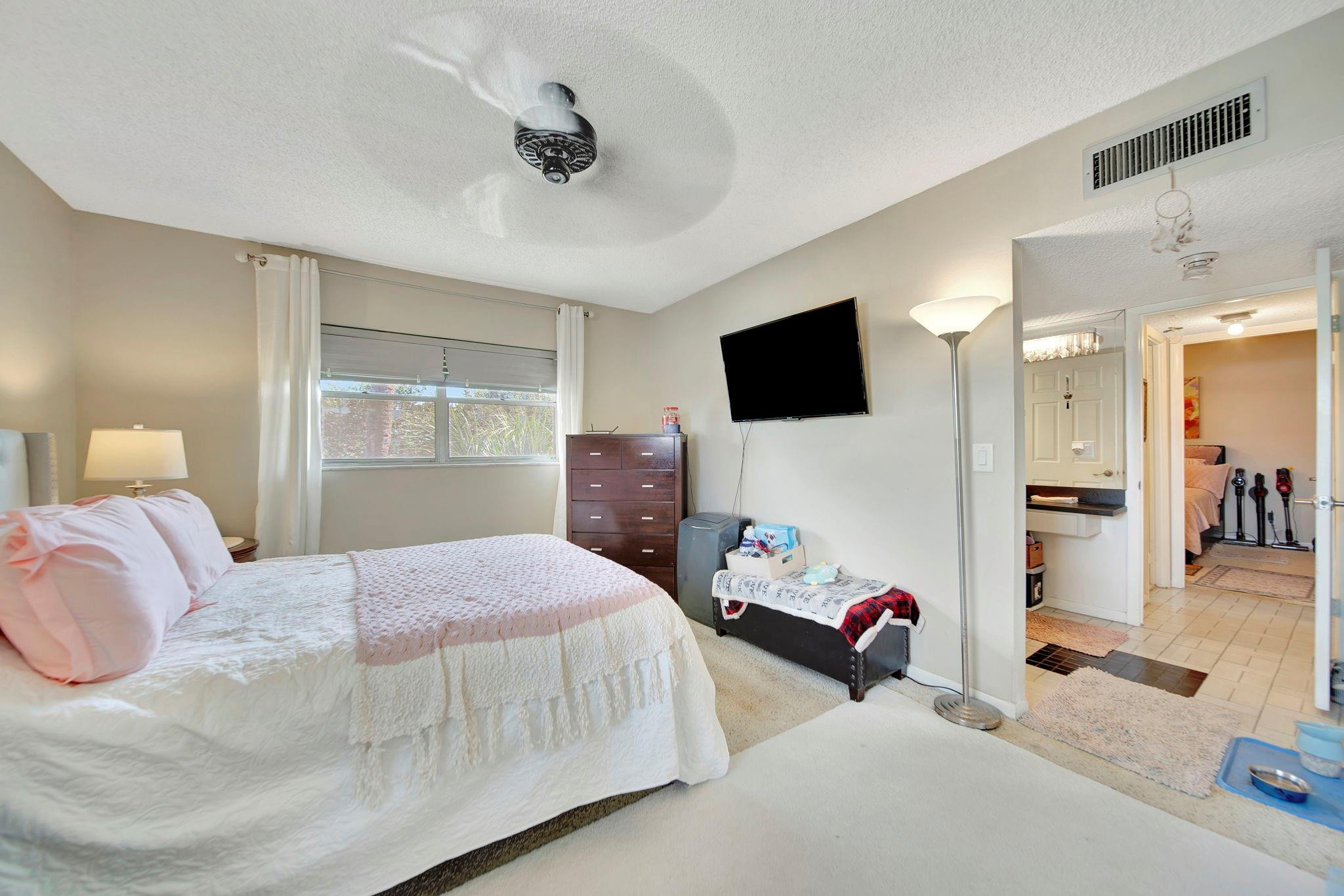 3100 Holiday Springs Boulevard 305